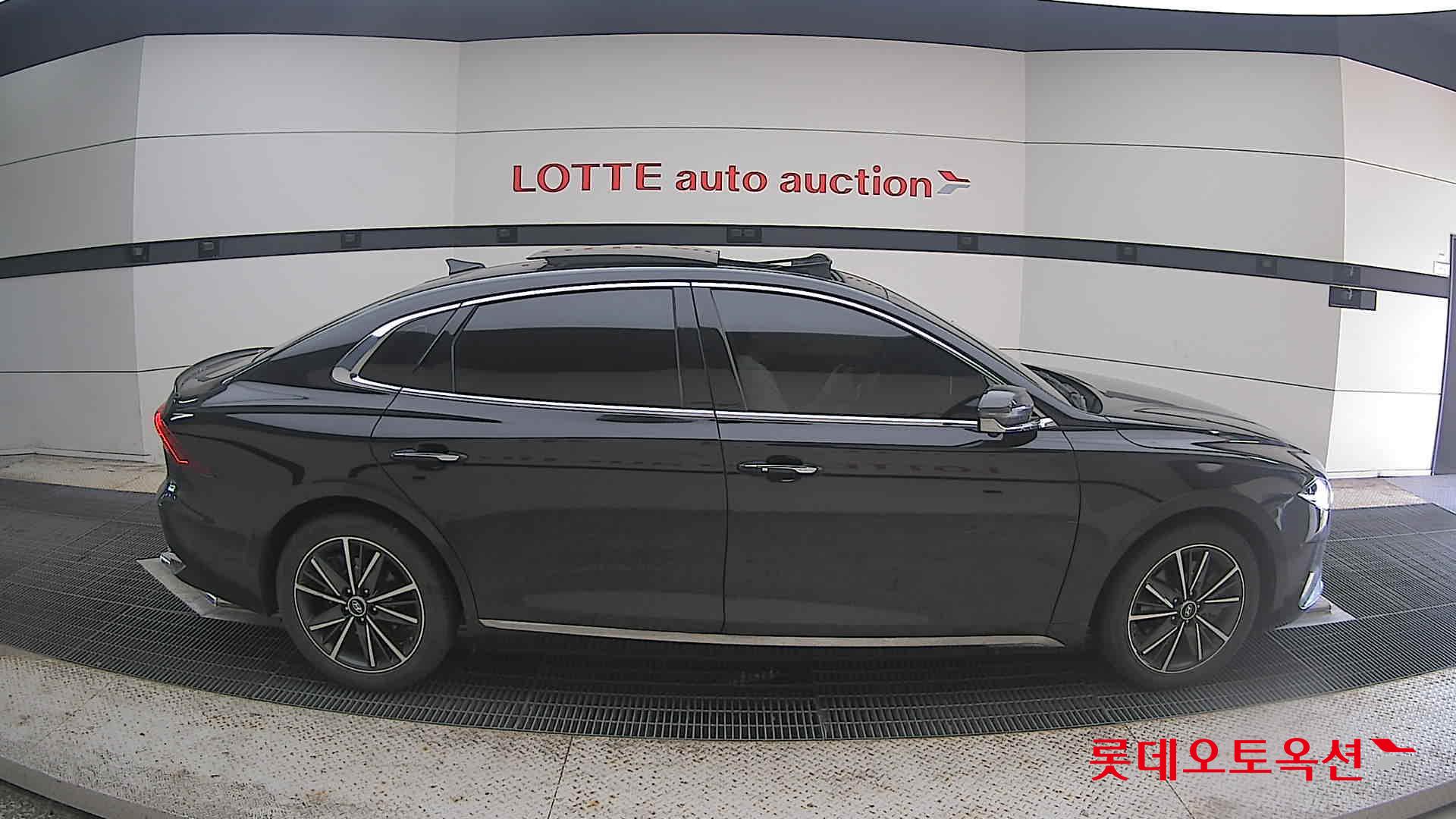 2022 - hyundai grandeur