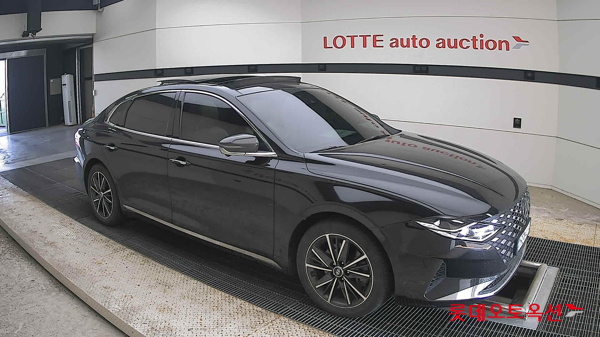 2022 - hyundai grandeur