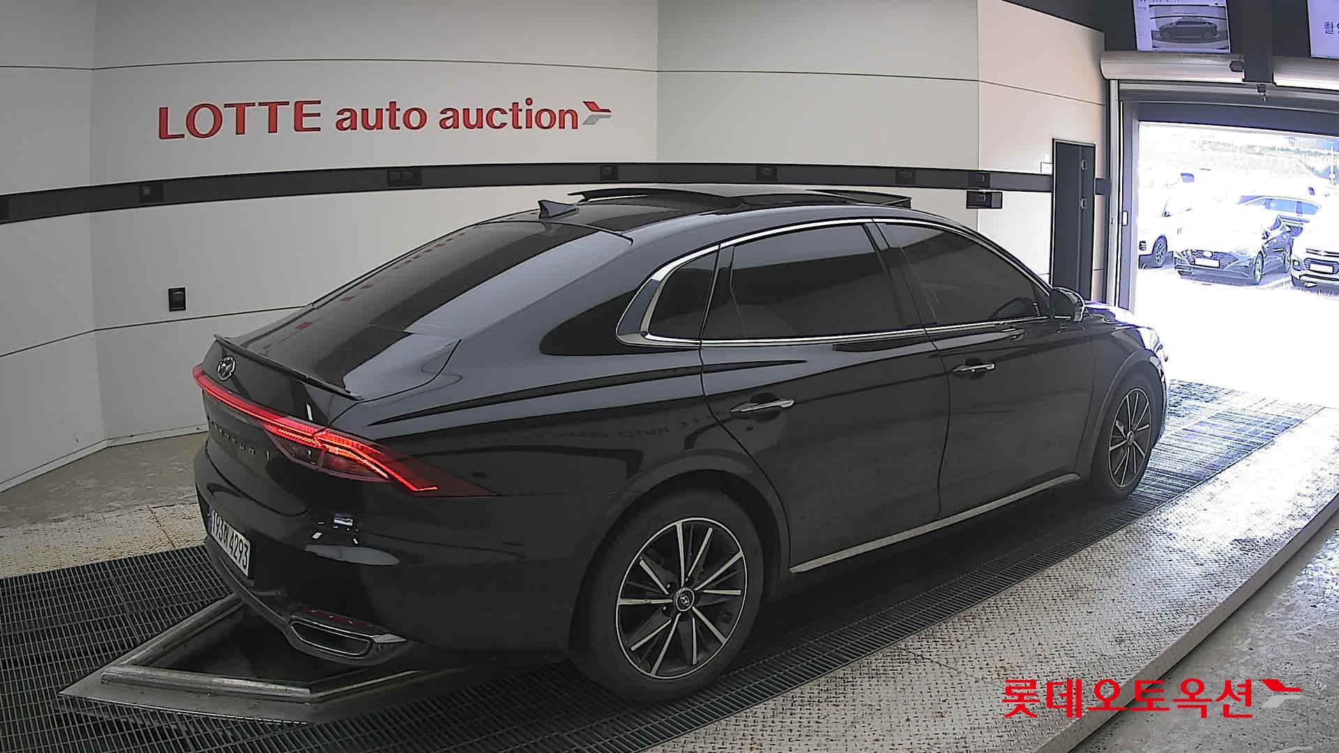 2022 - hyundai grandeur