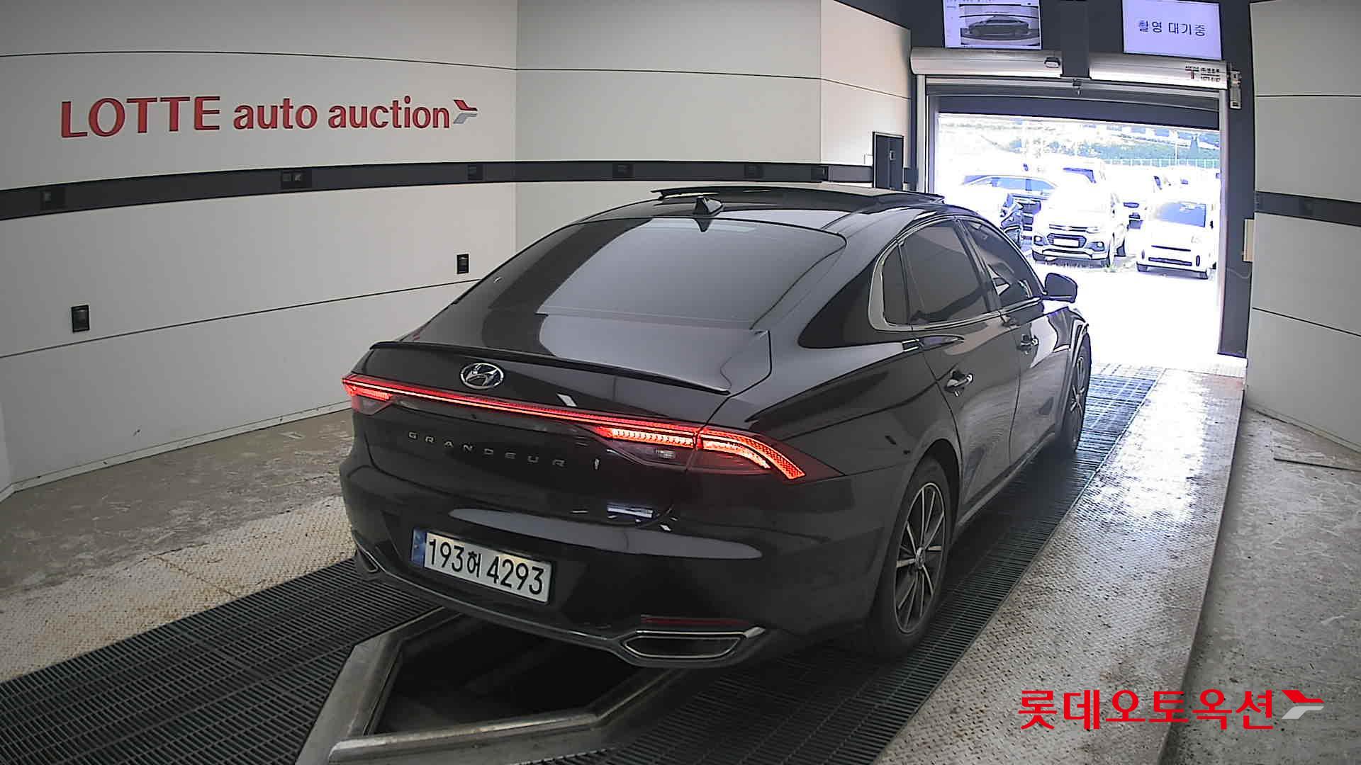 2022 - hyundai grandeur