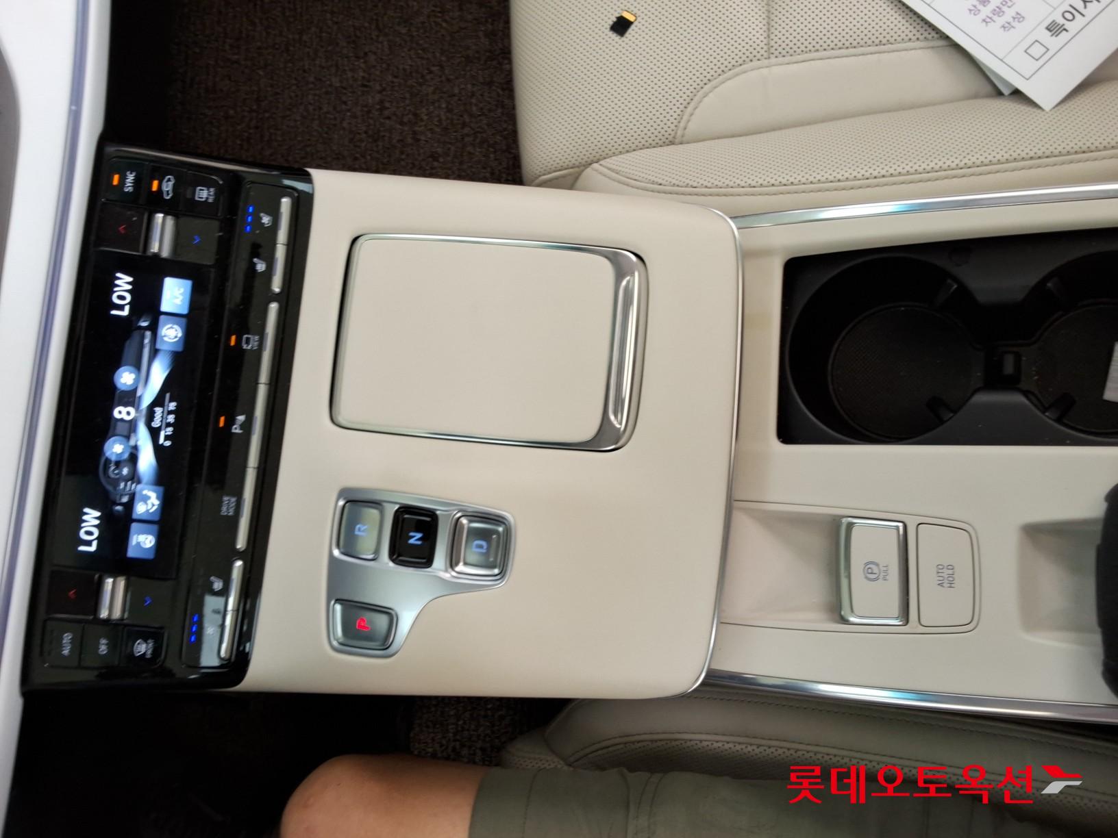 2022 - hyundai grandeur