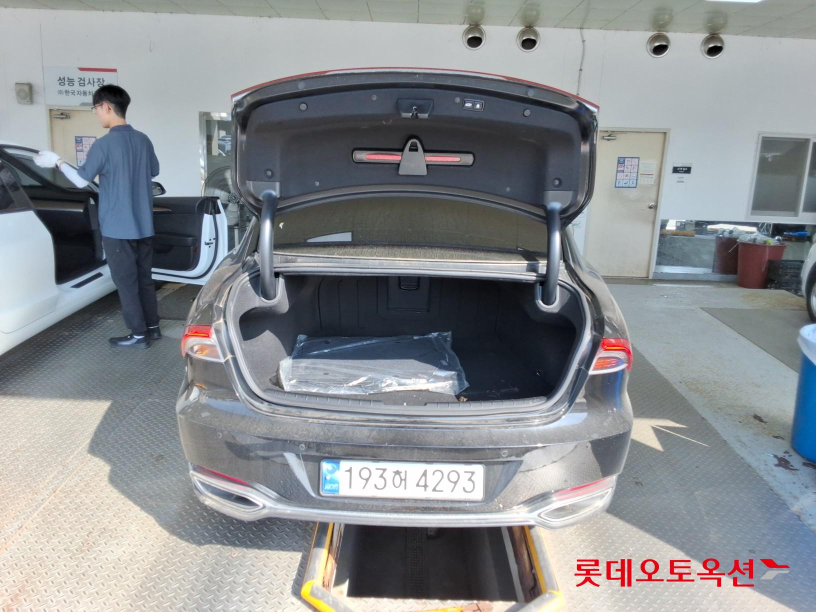 2022 - hyundai grandeur