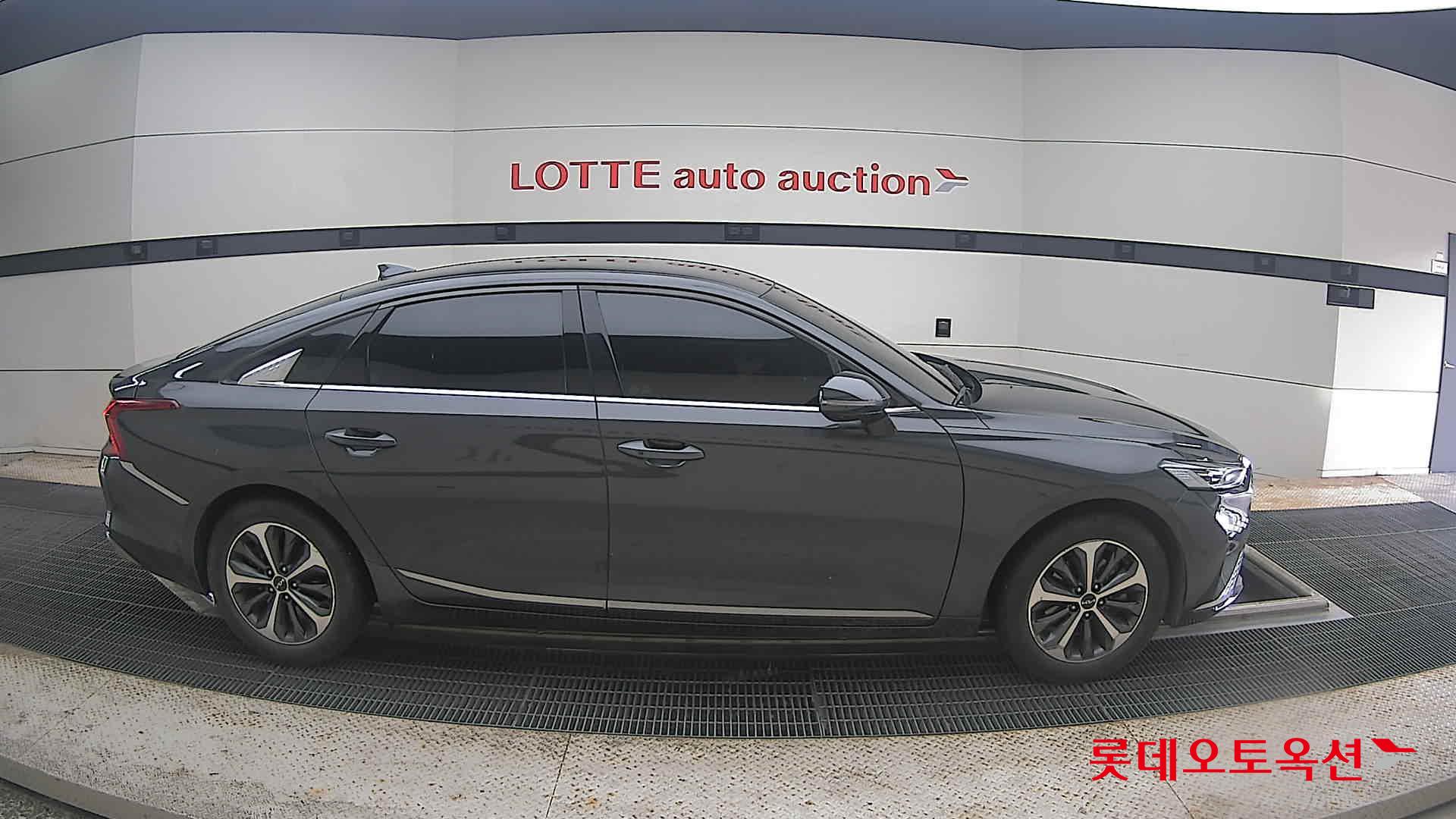2023 - kia k8