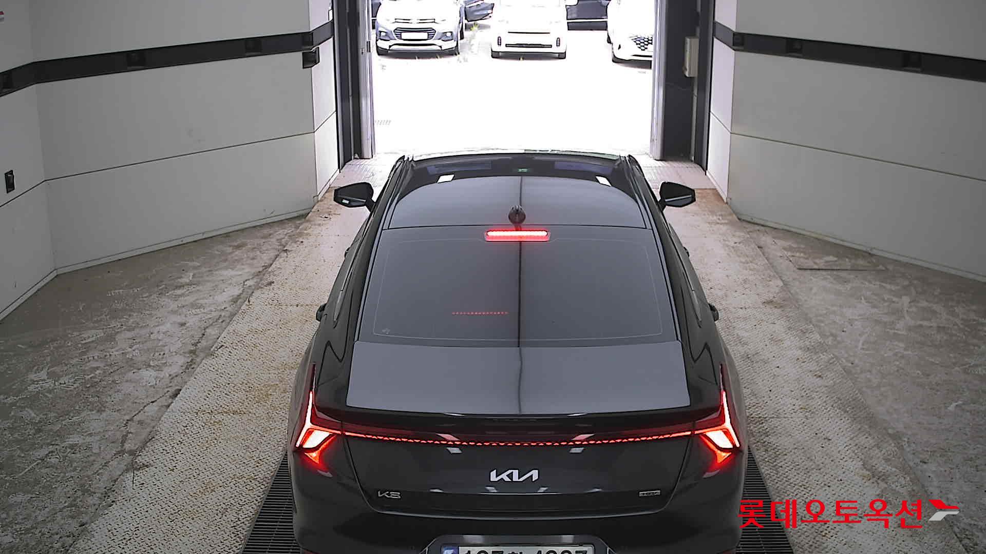 2023 - kia k8