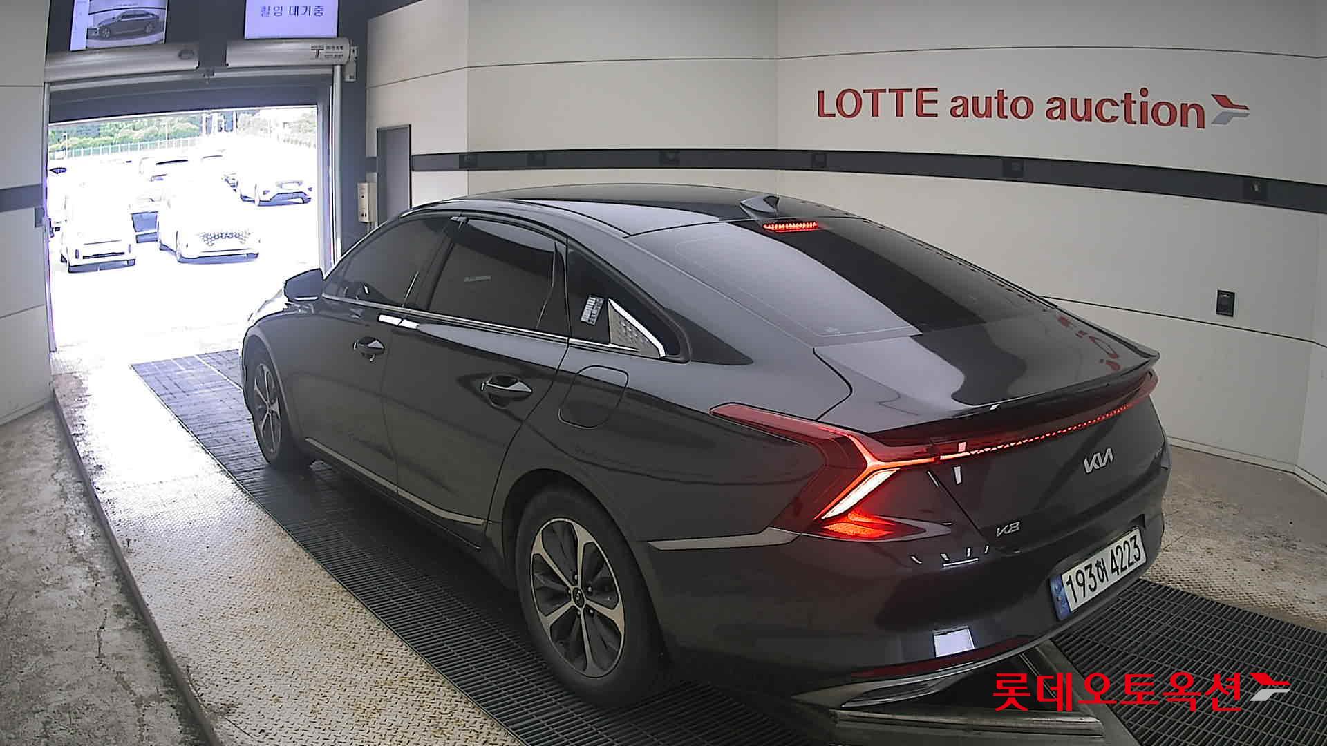 2023 - kia k8