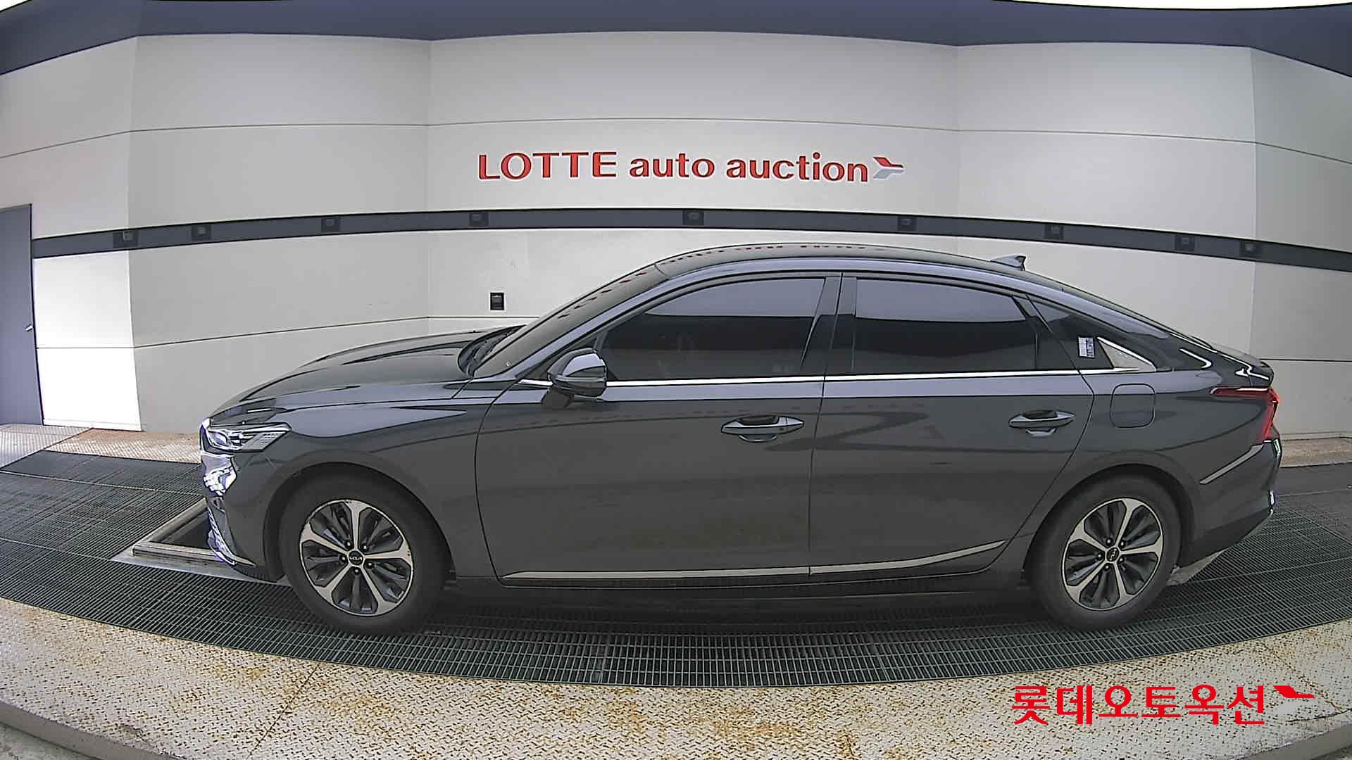2023 - kia k8