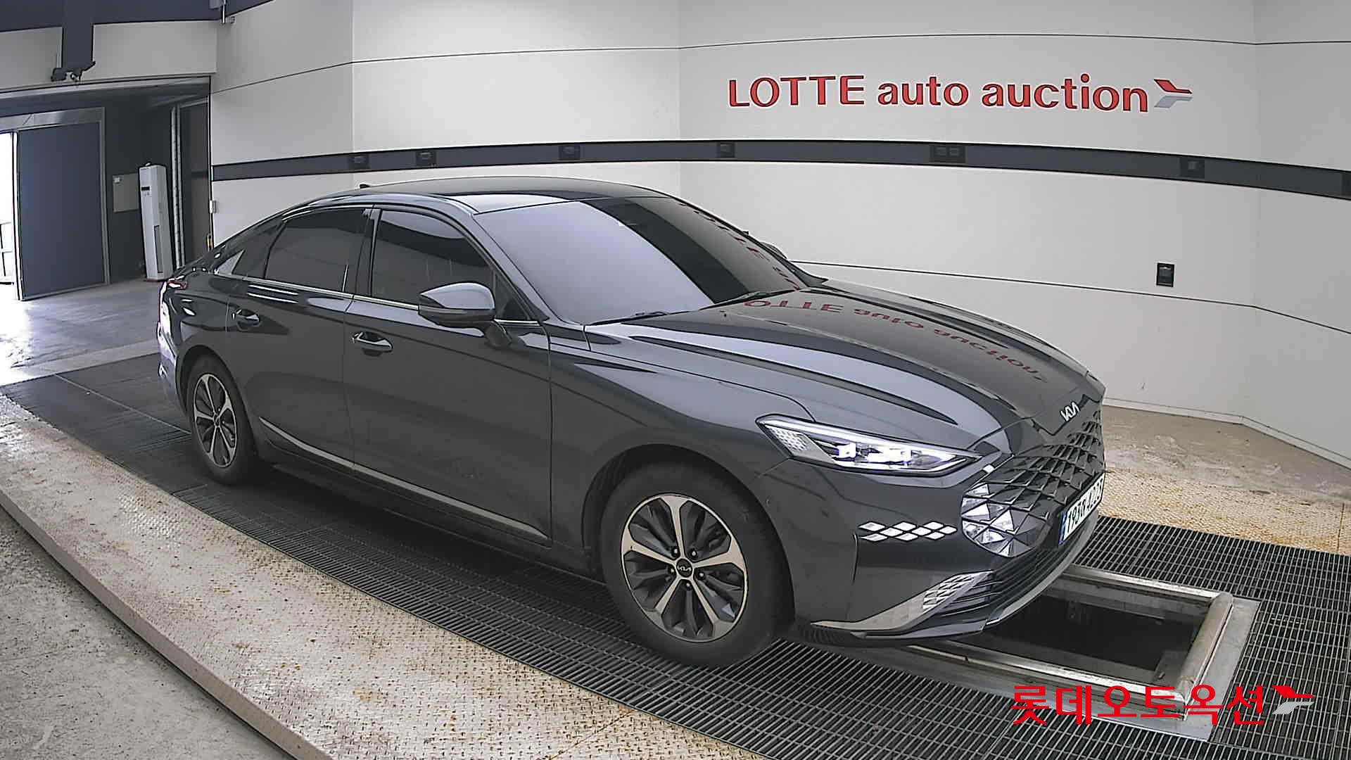 2023 - kia k8