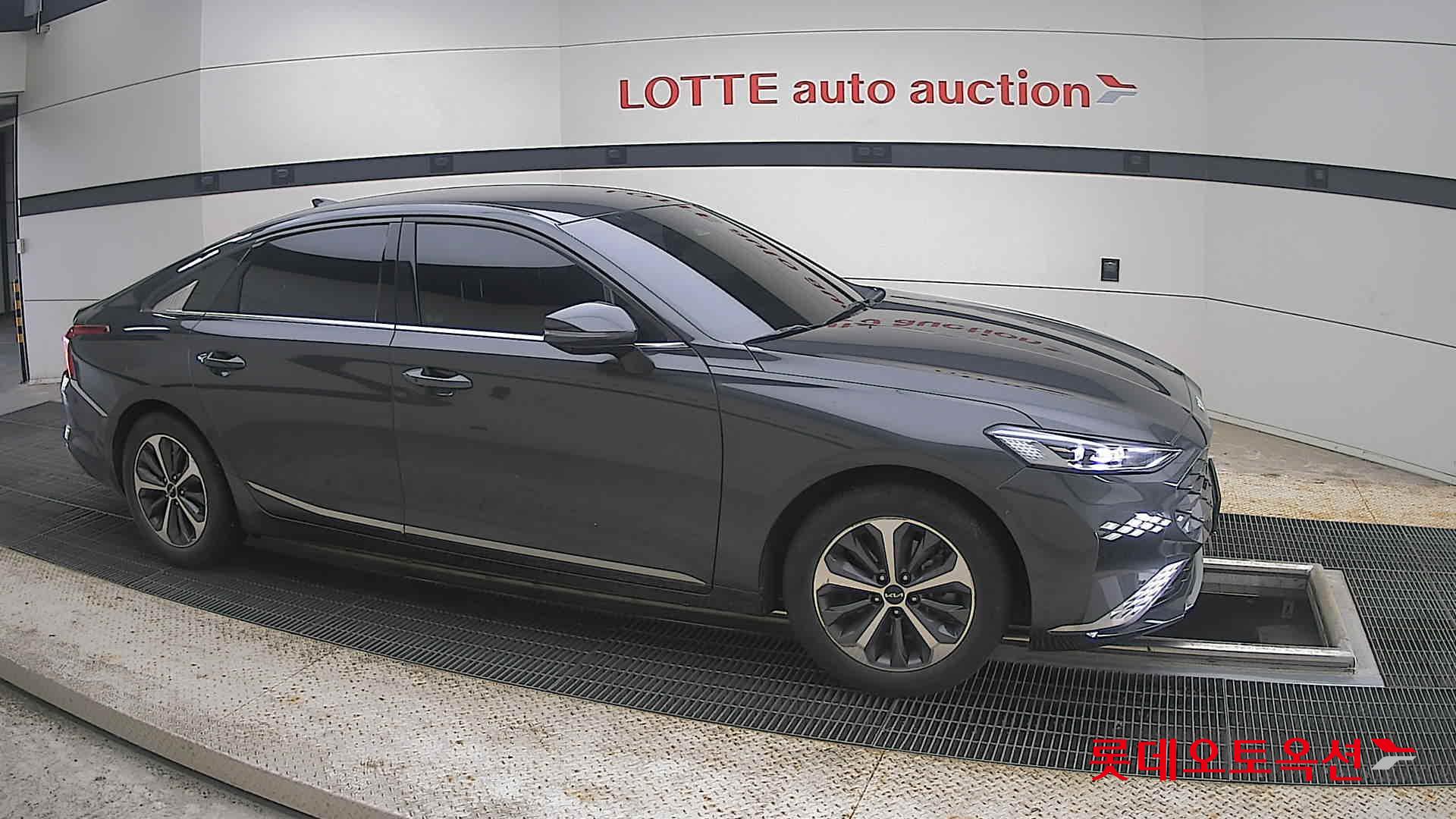 2023 - kia k8