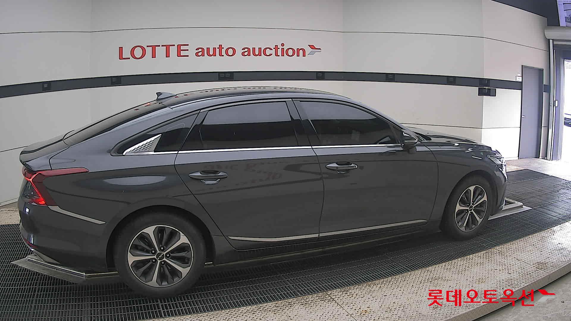 2023 - kia k8