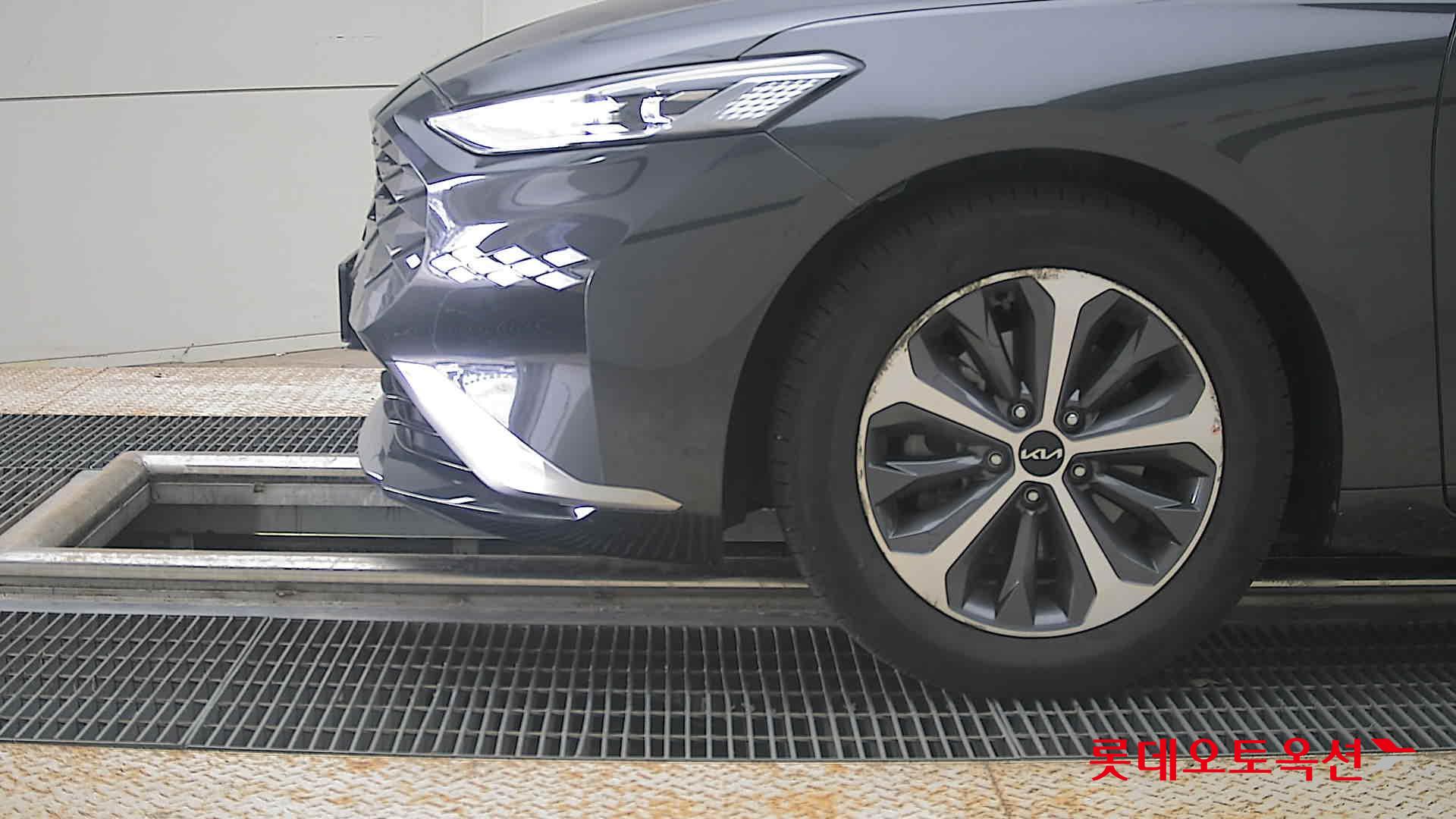2023 - kia k8