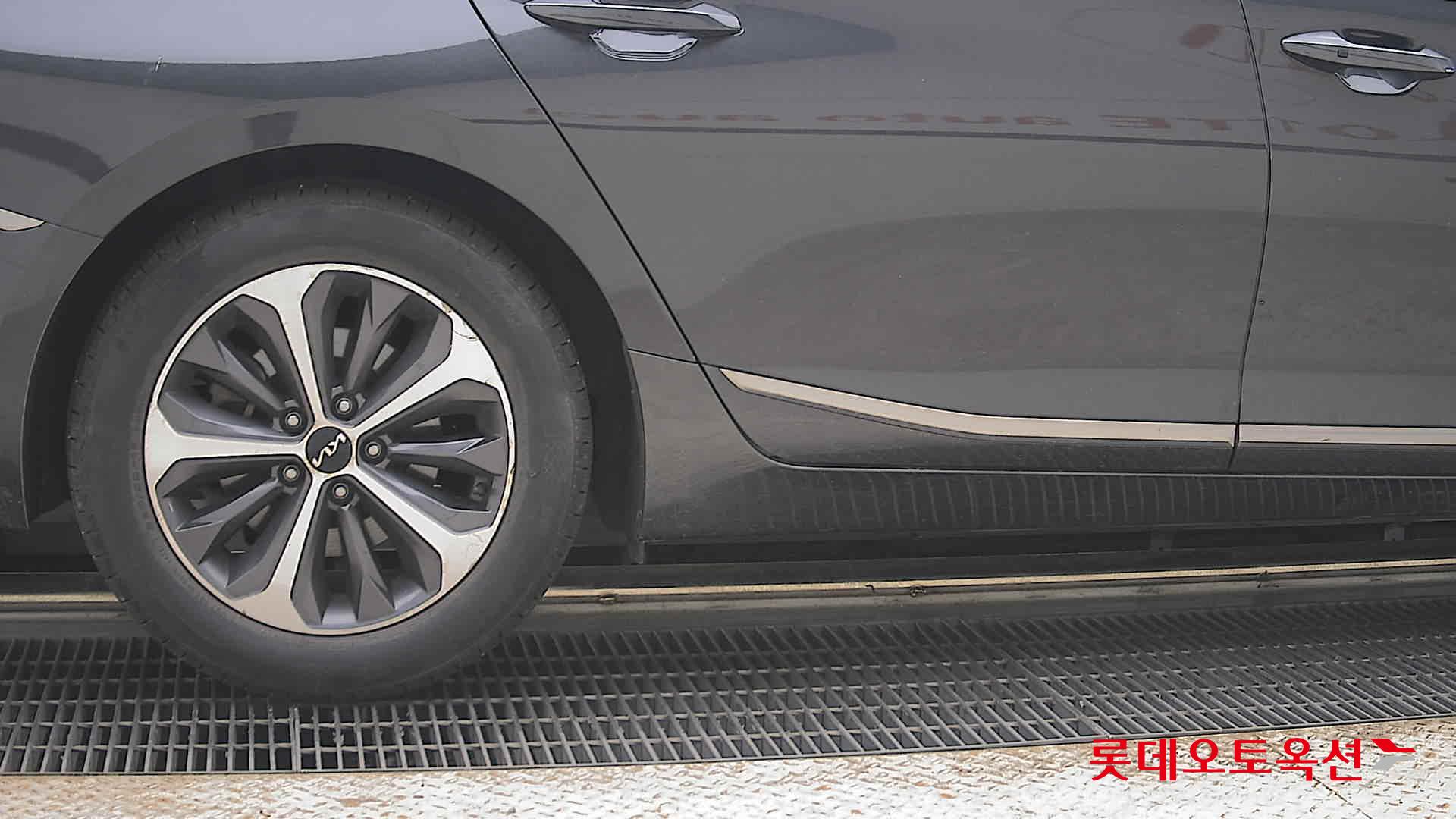 2023 - kia k8
