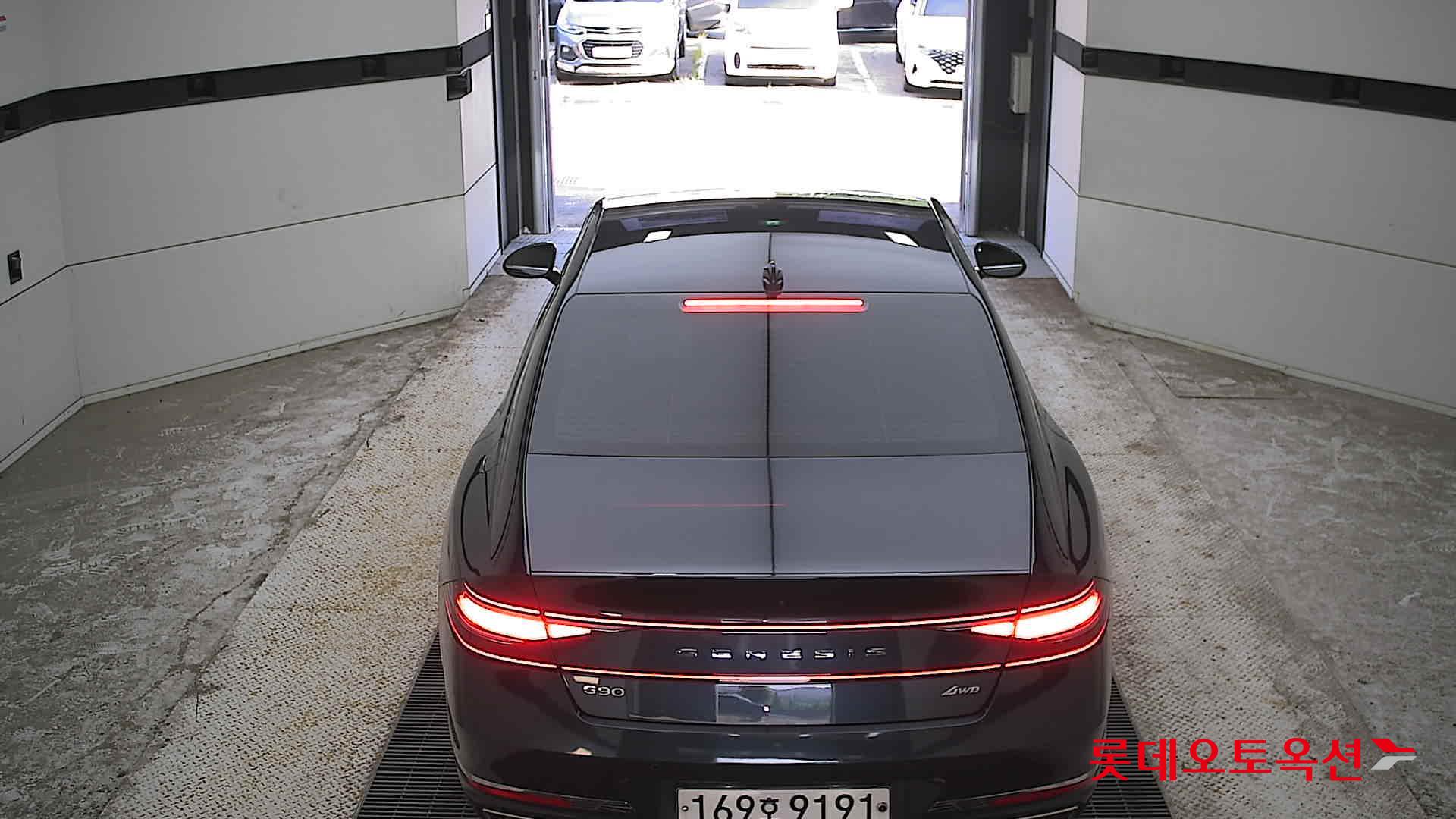 2022 - genesis g90