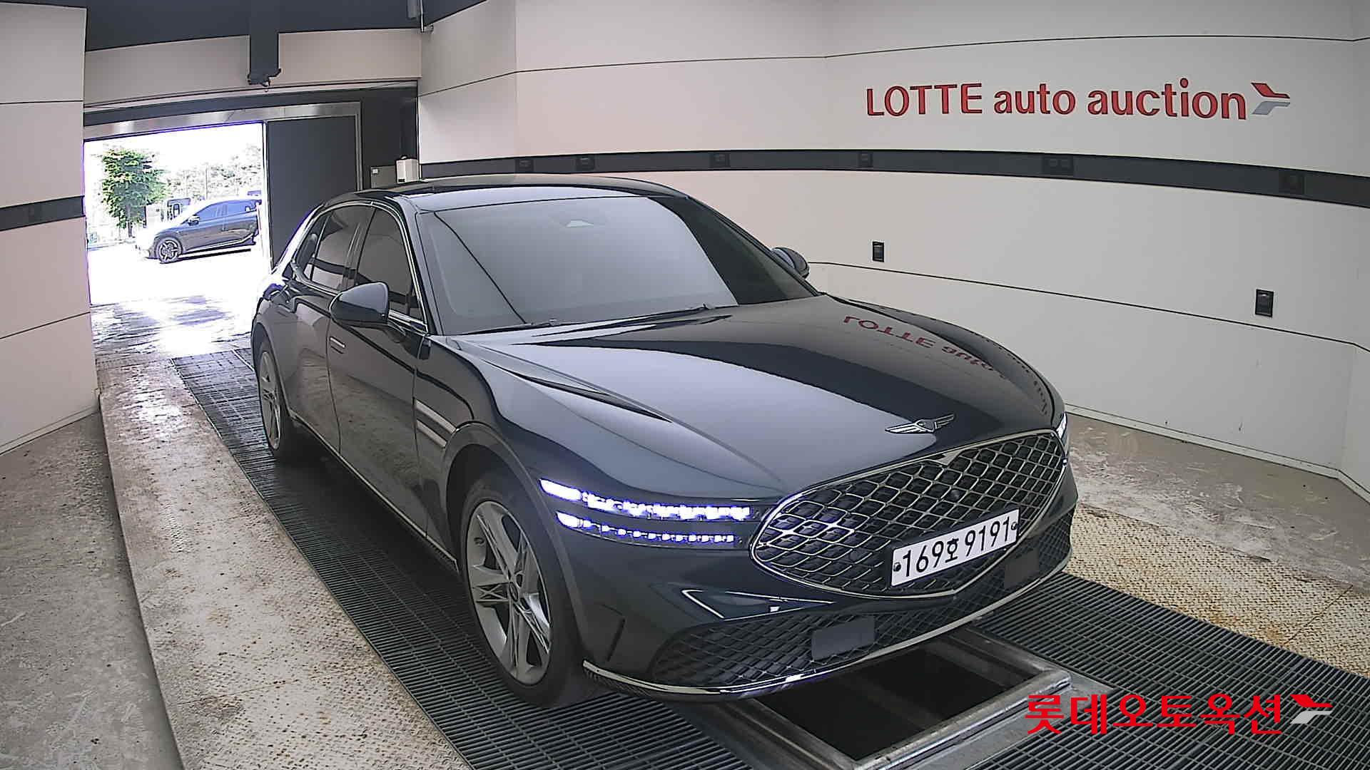 2022 - genesis g90