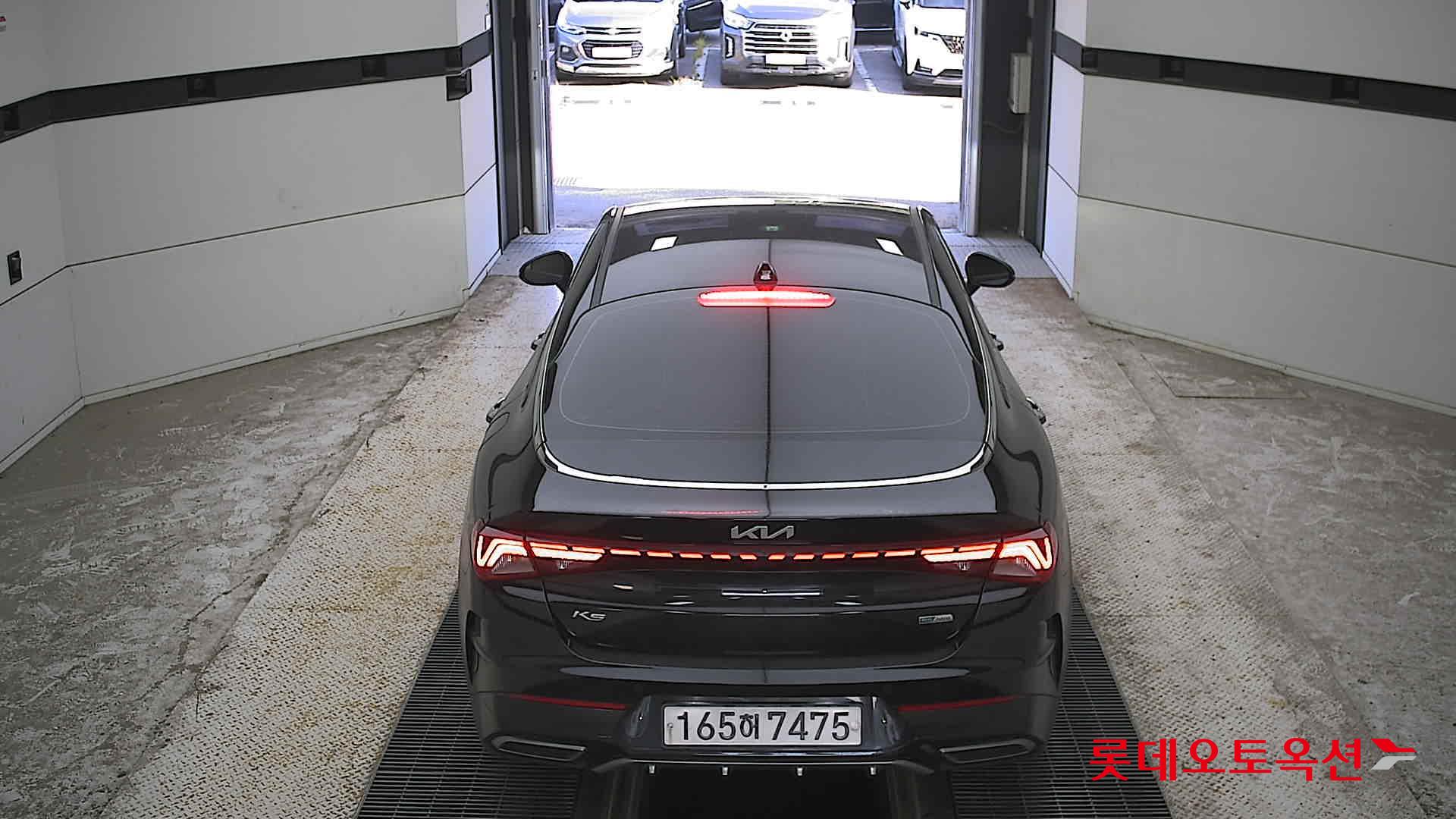 2022 - kia k5
