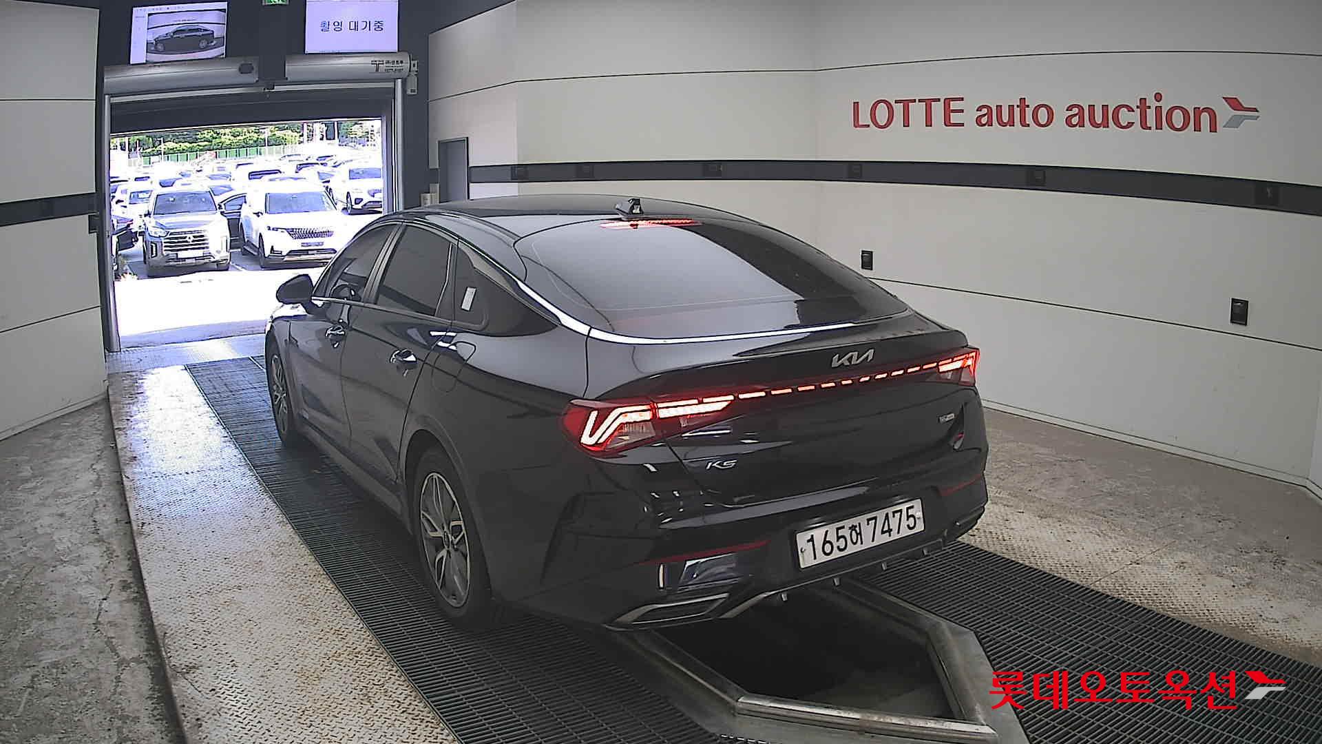 2022 - kia k5