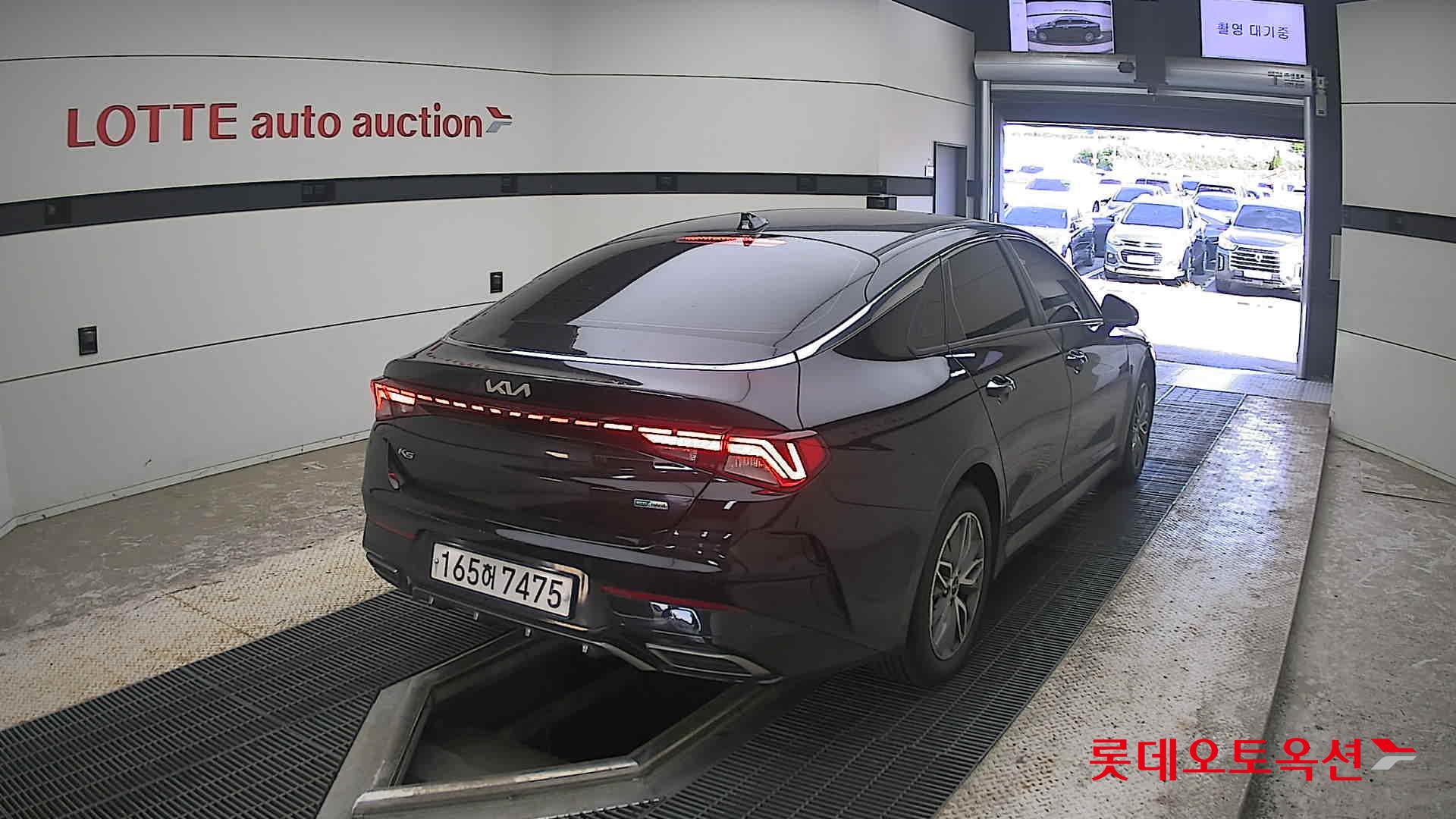 2022 - kia k5