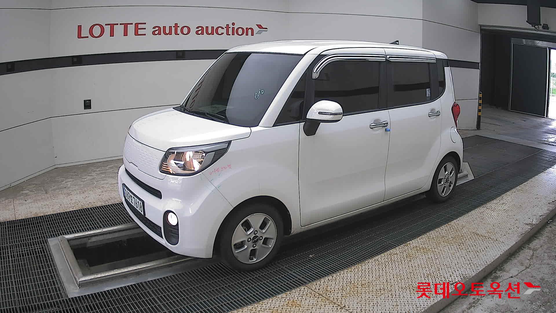 2022 - kia ray