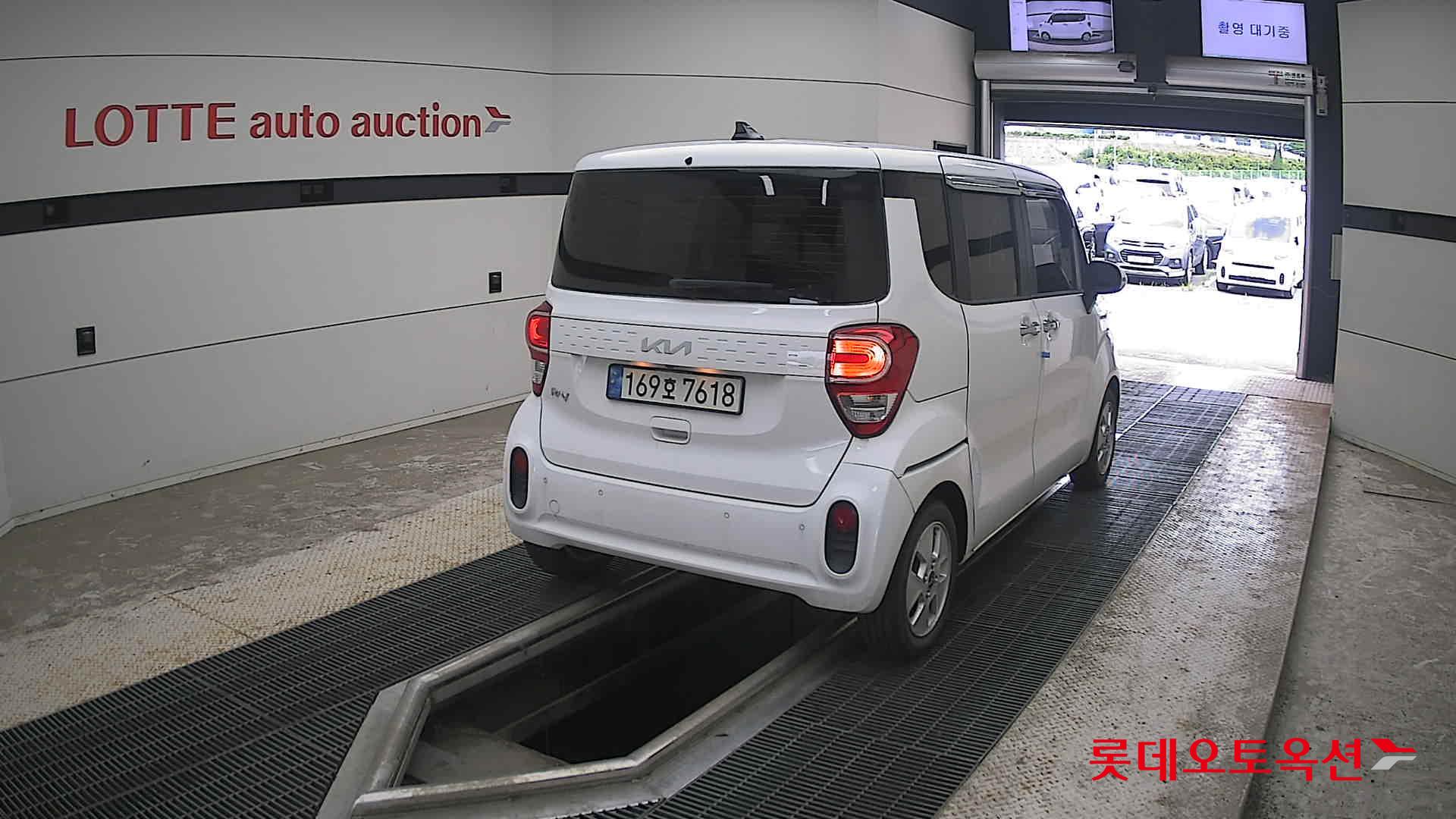 2022 - kia ray