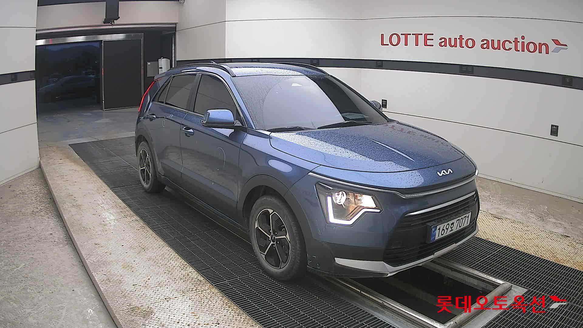 2022 - kia niro