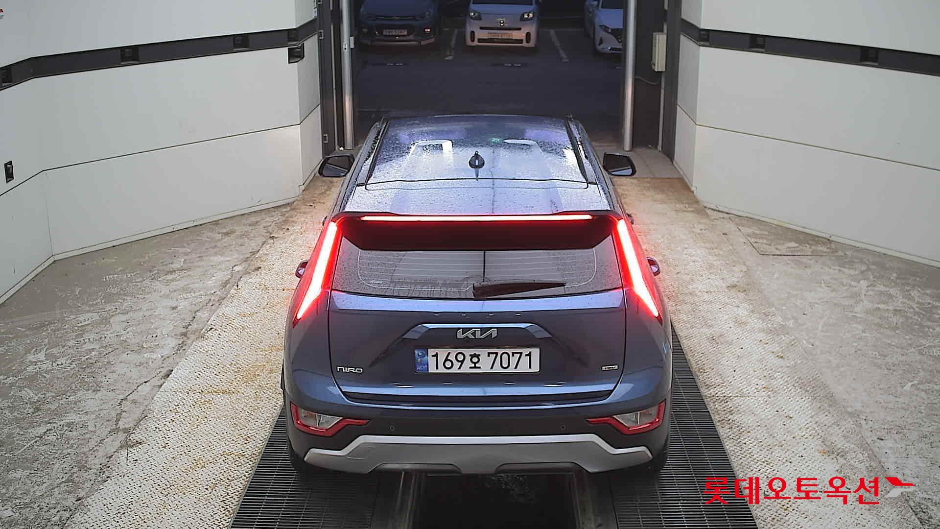 2022 - kia niro