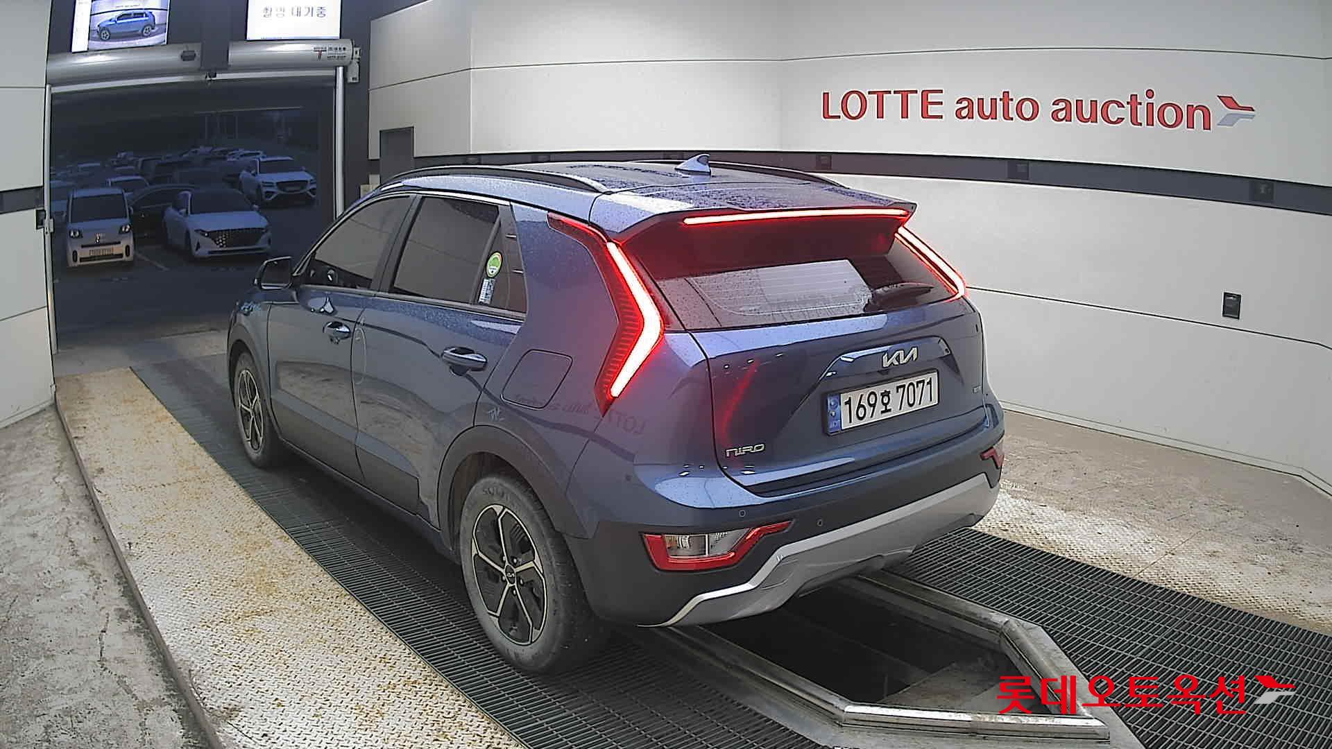 2022 - kia niro