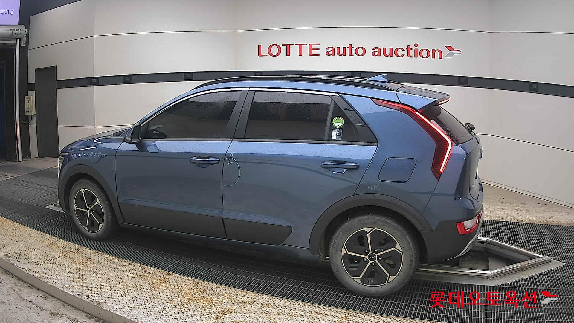 2022 - kia niro