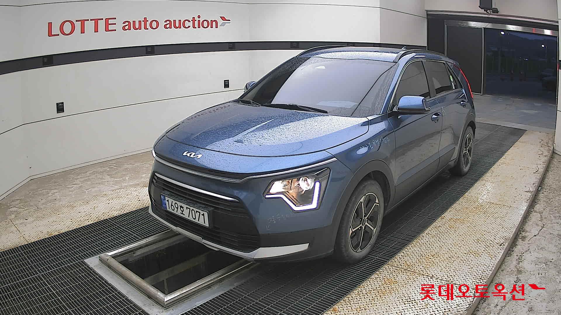 2022 - kia niro