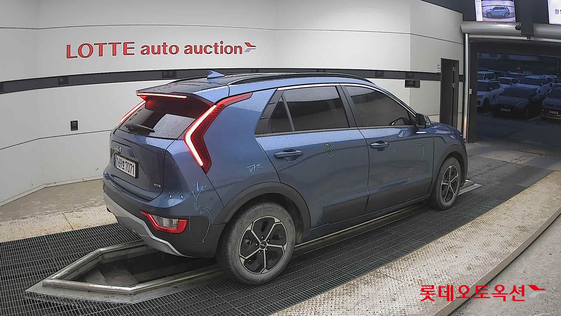 2022 - kia niro