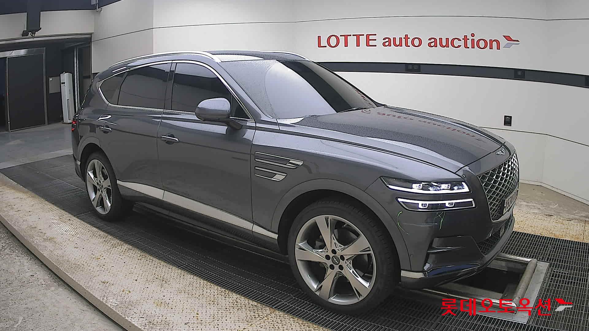 2021 - genesis gv80