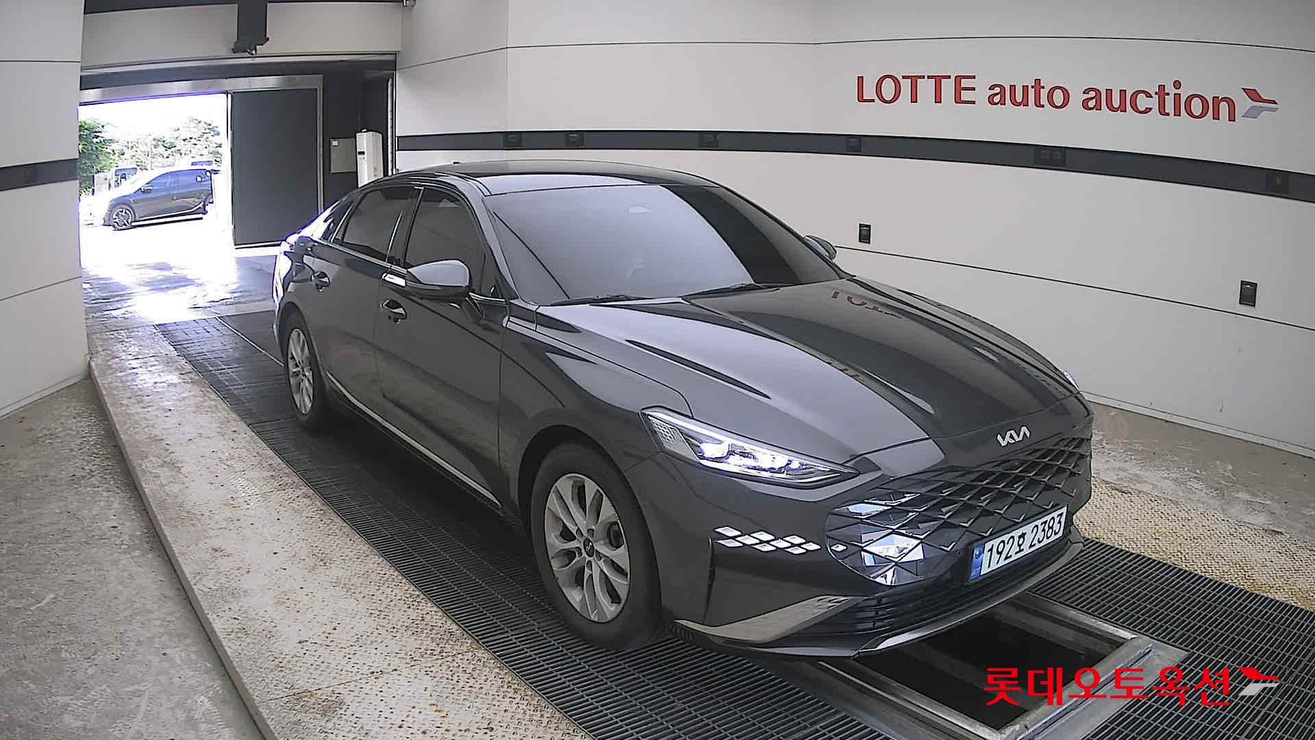 2022 - kia k8