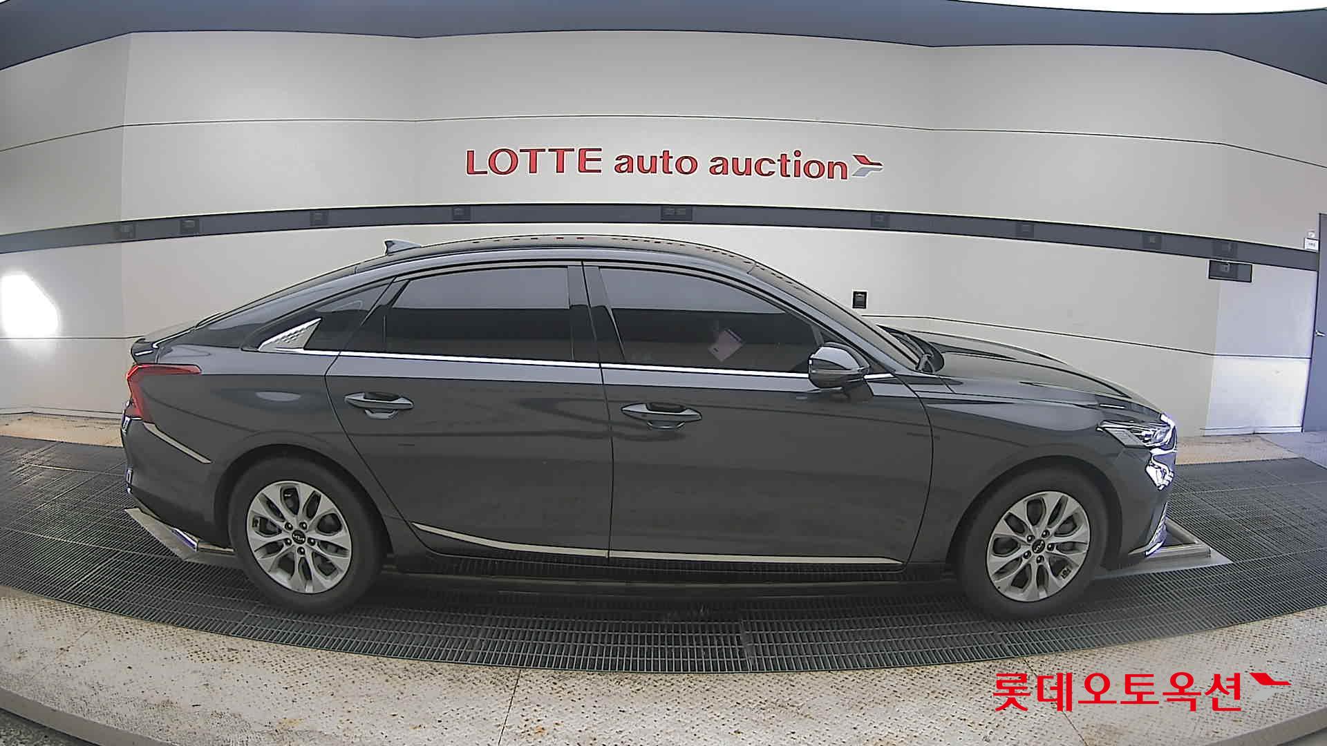 2022 - kia k8
