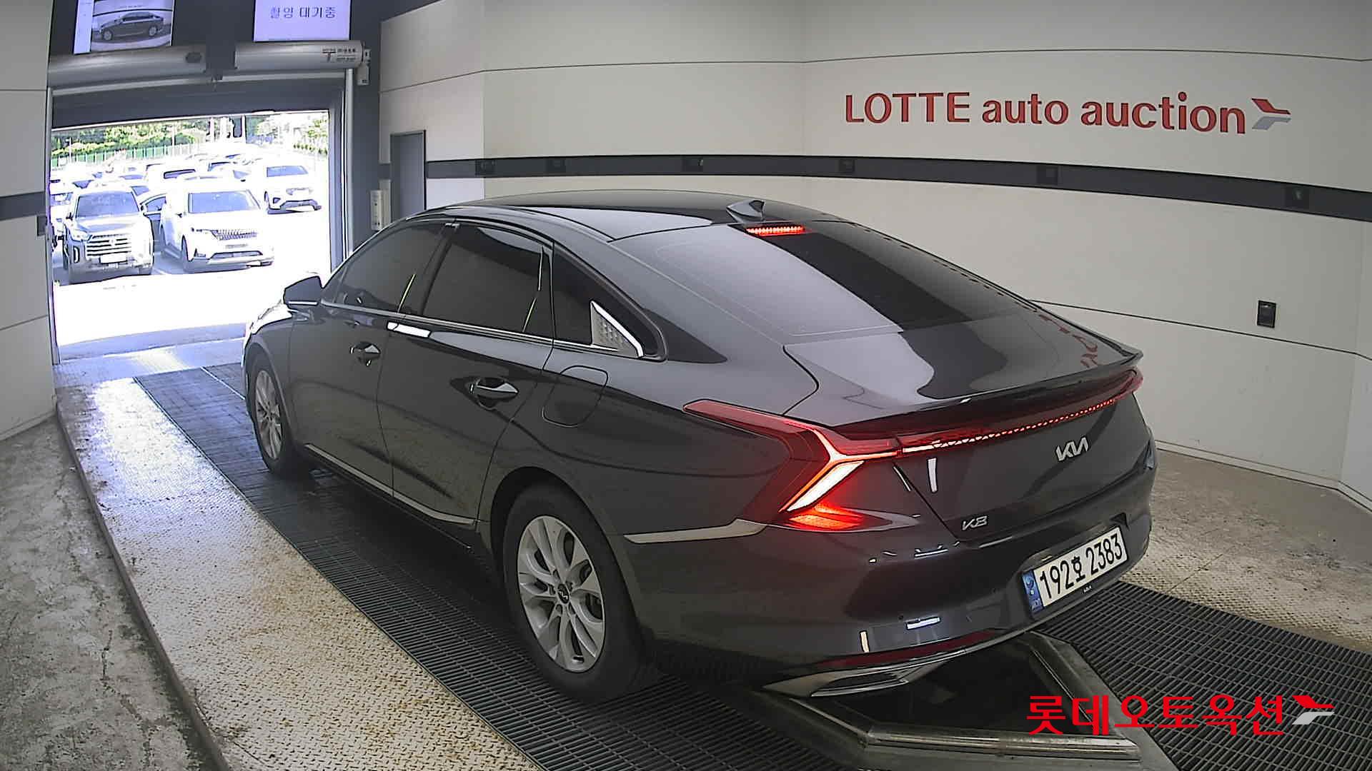 2022 - kia k8