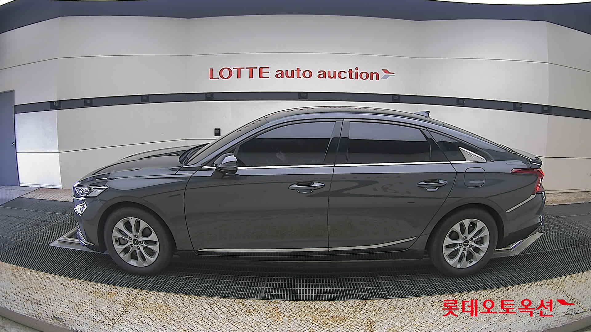 2022 - kia k8