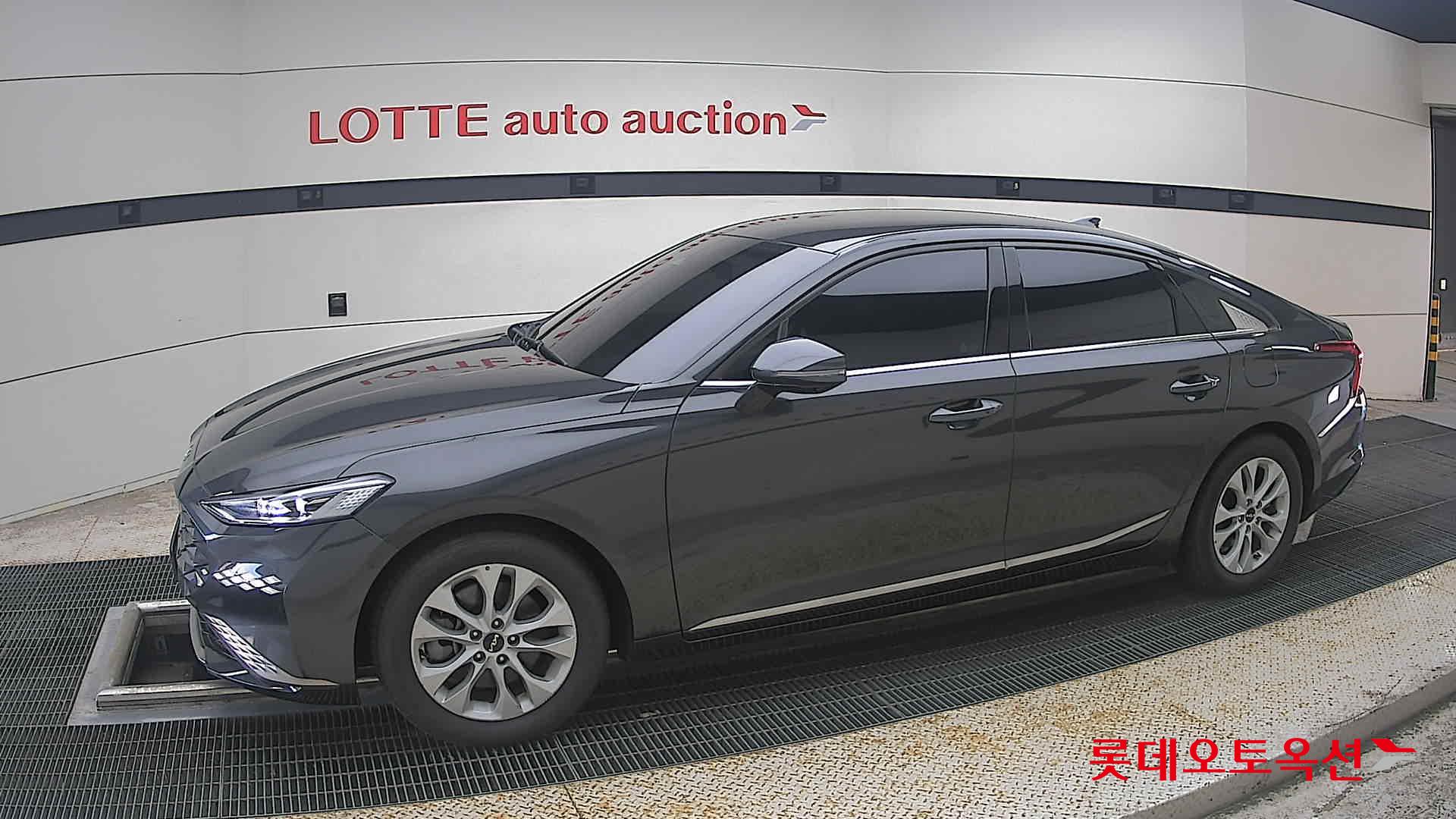 2022 - kia k8