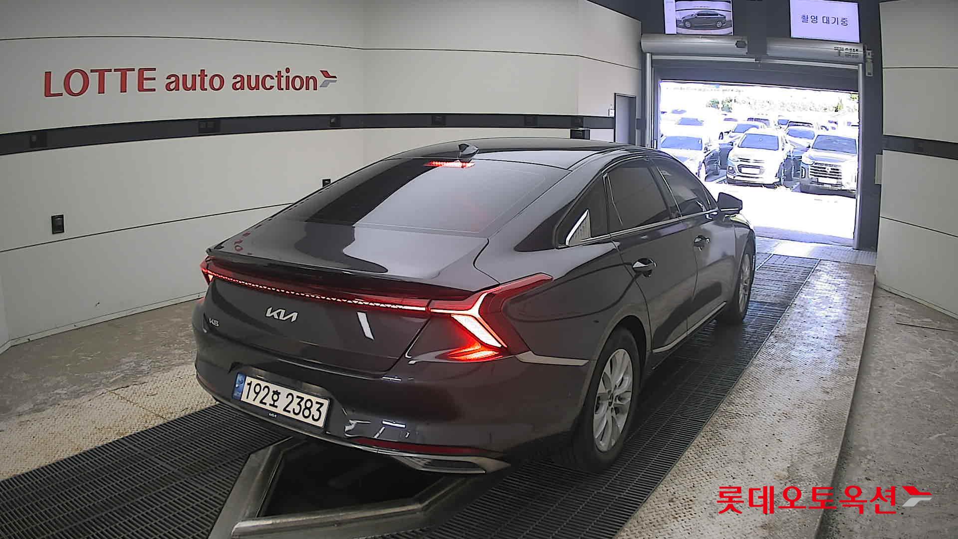2022 - kia k8