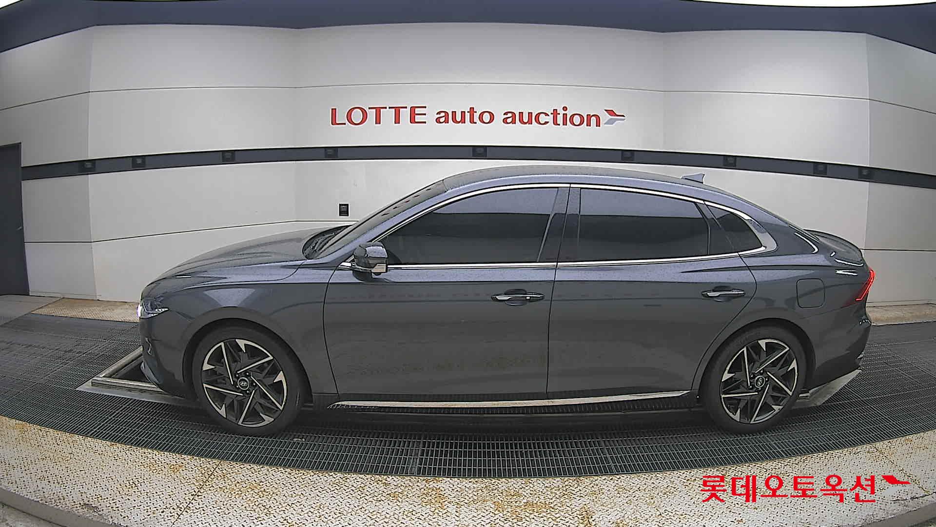 2022 - hyundai grandeur