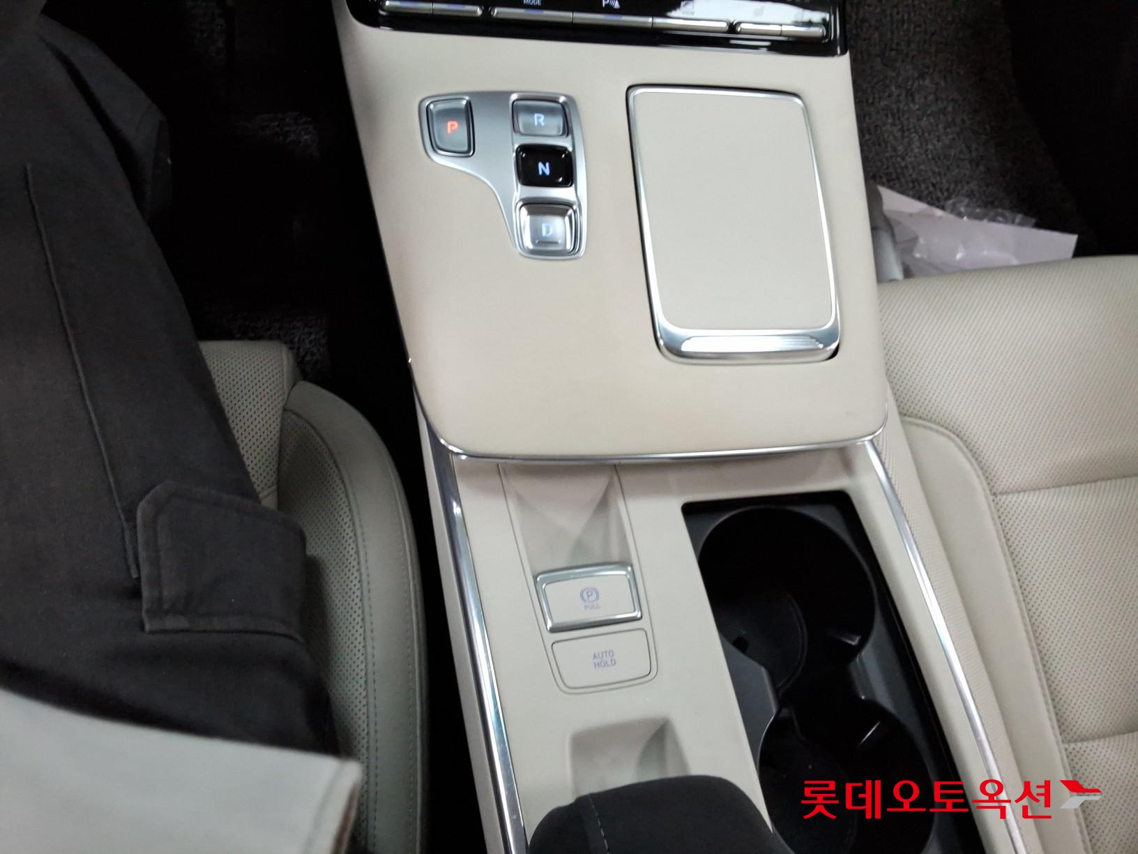 2022 - hyundai grandeur