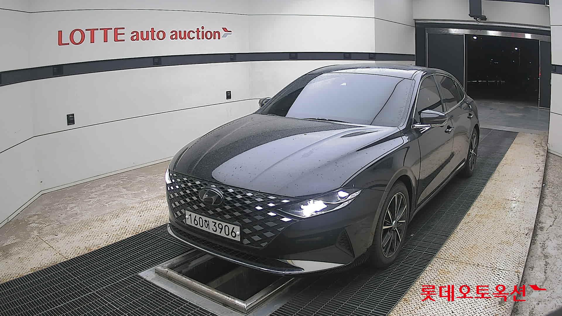2022 - hyundai grandeur