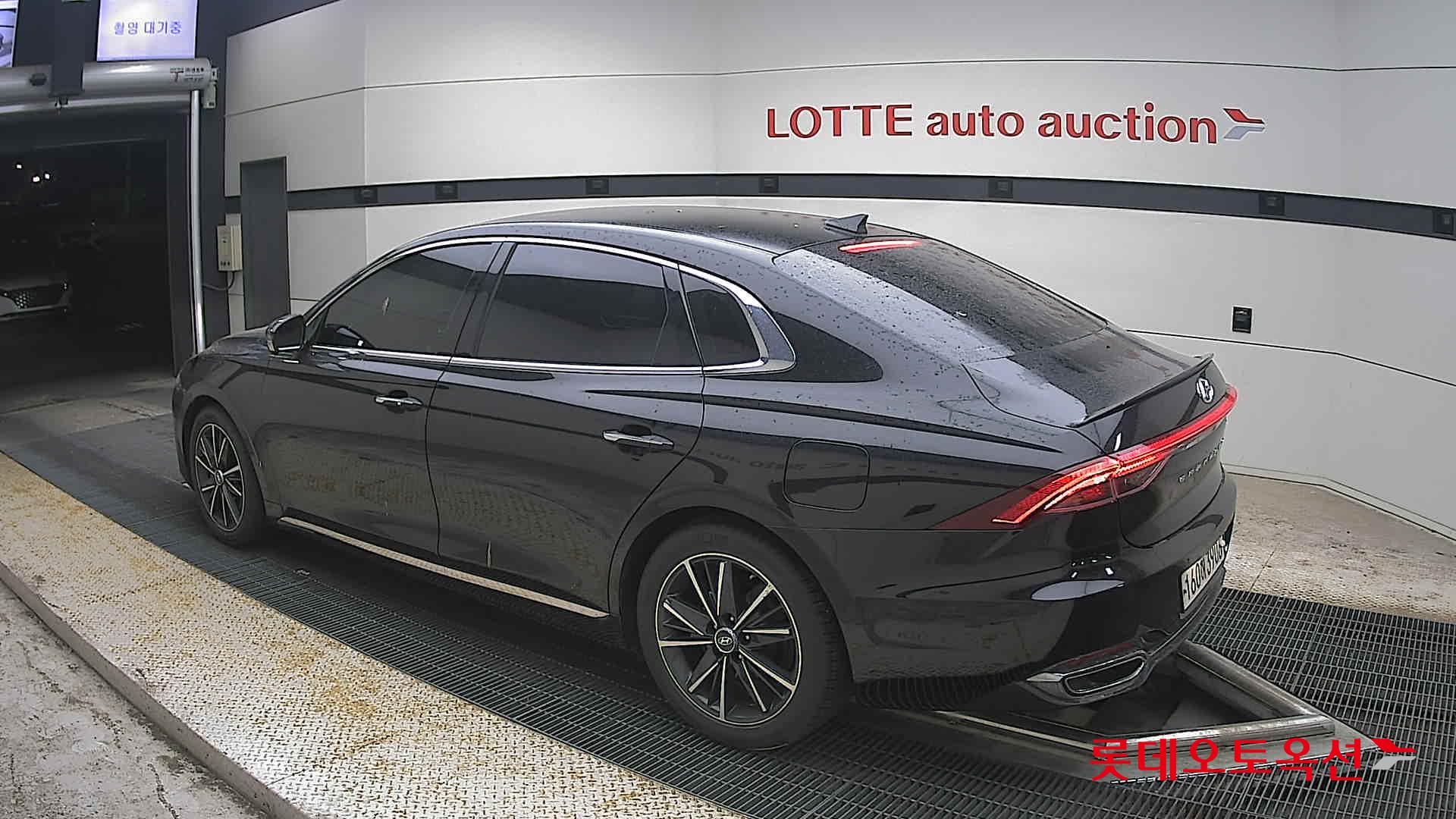 2022 - hyundai grandeur