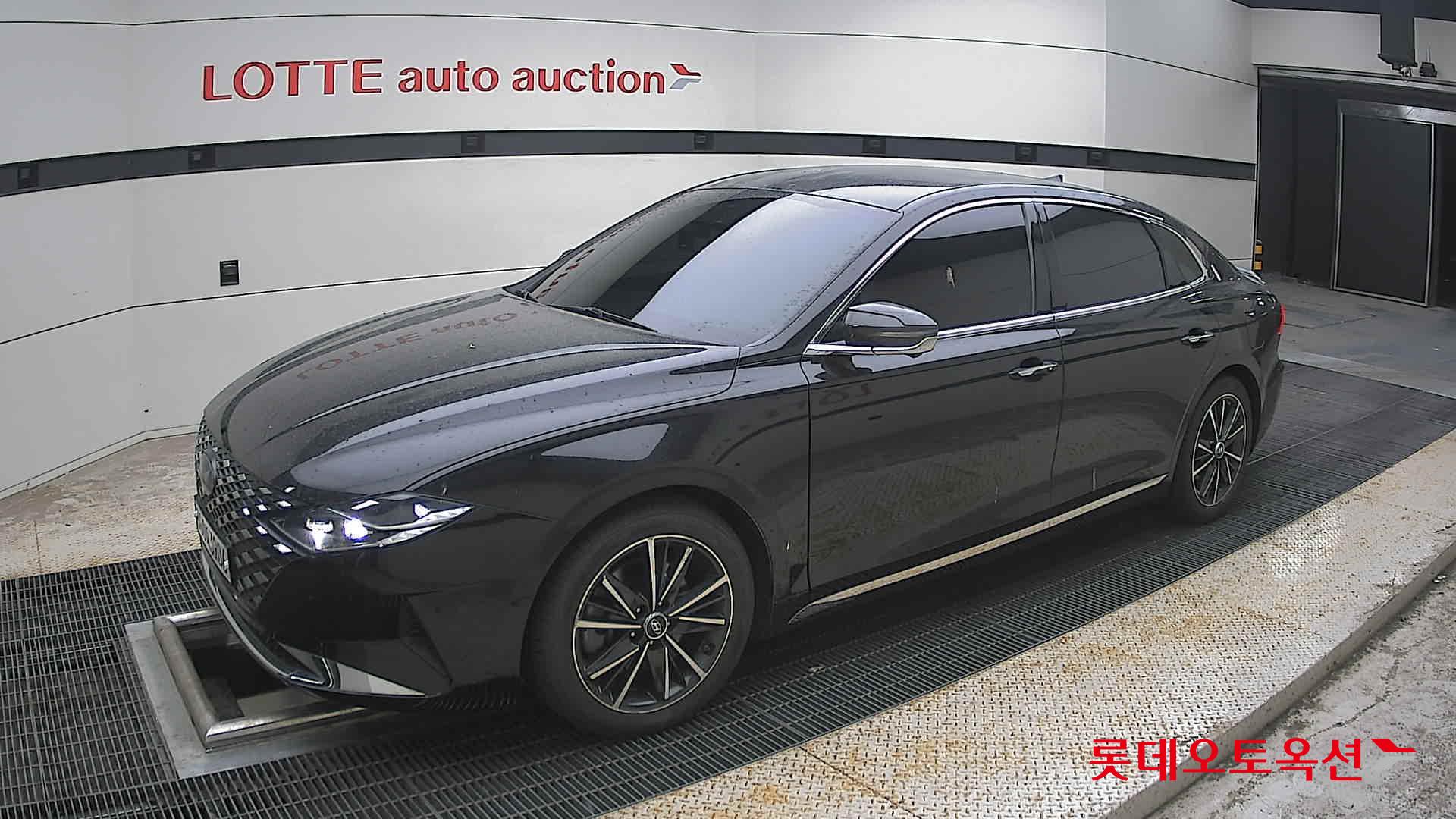 2022 - hyundai grandeur