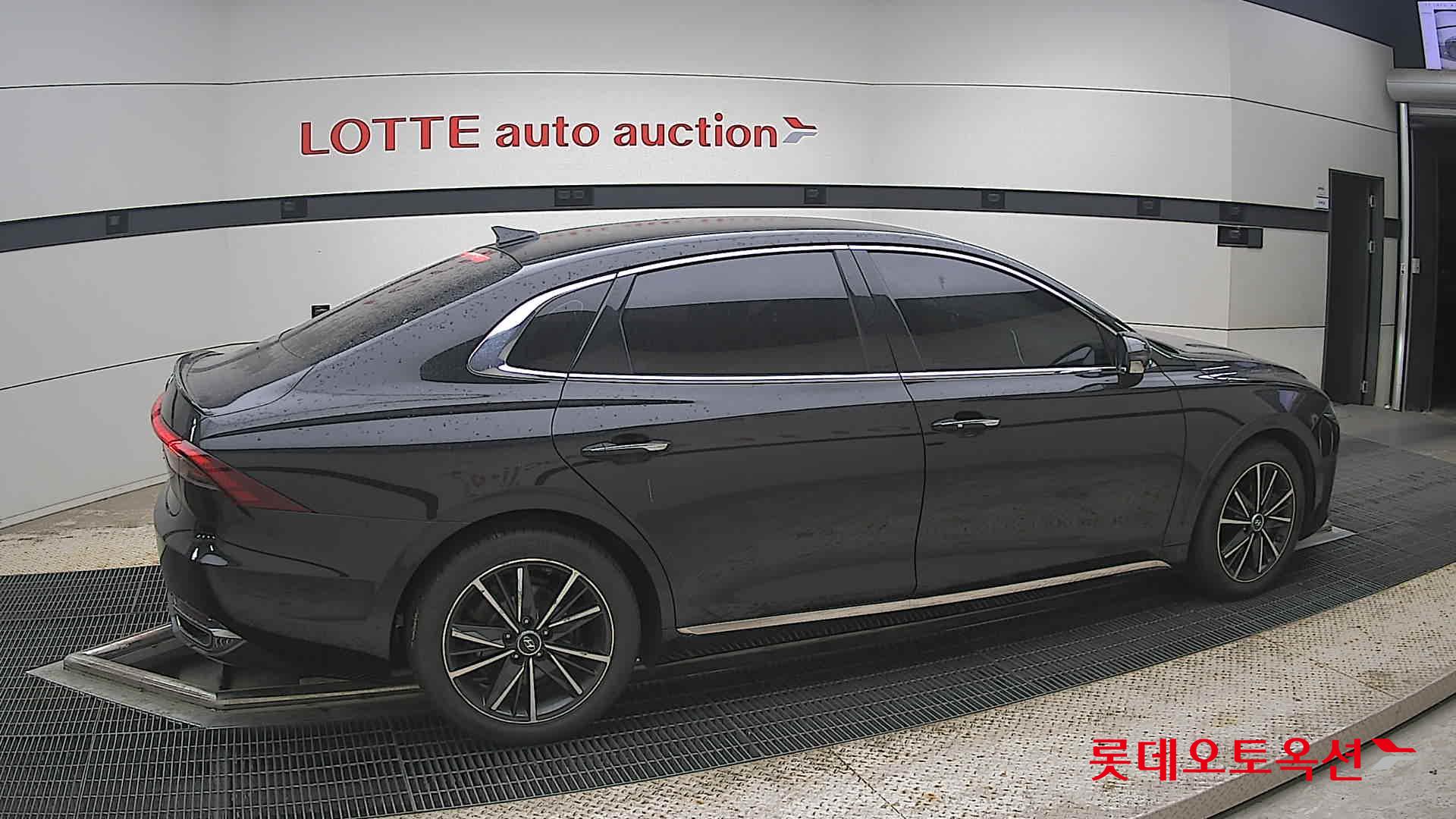 2022 - hyundai grandeur