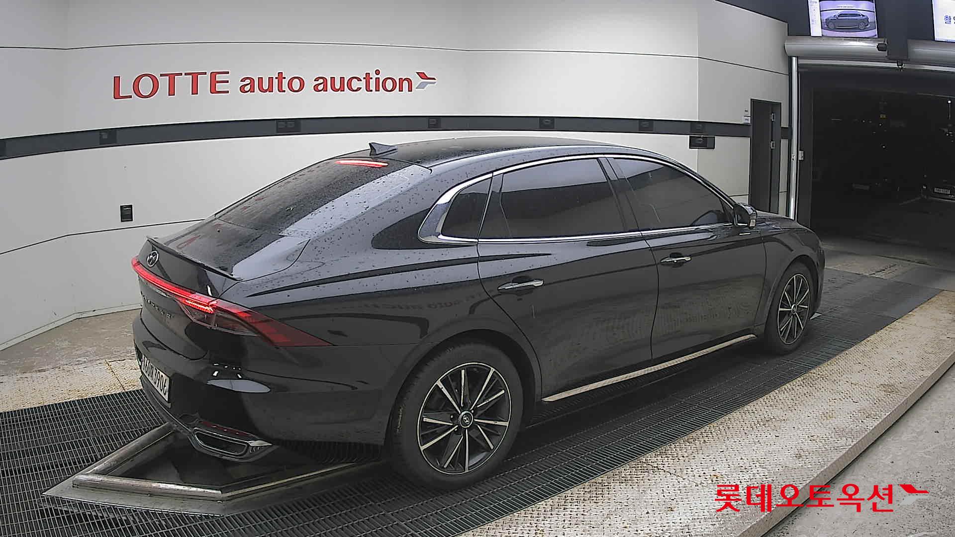 2022 - hyundai grandeur