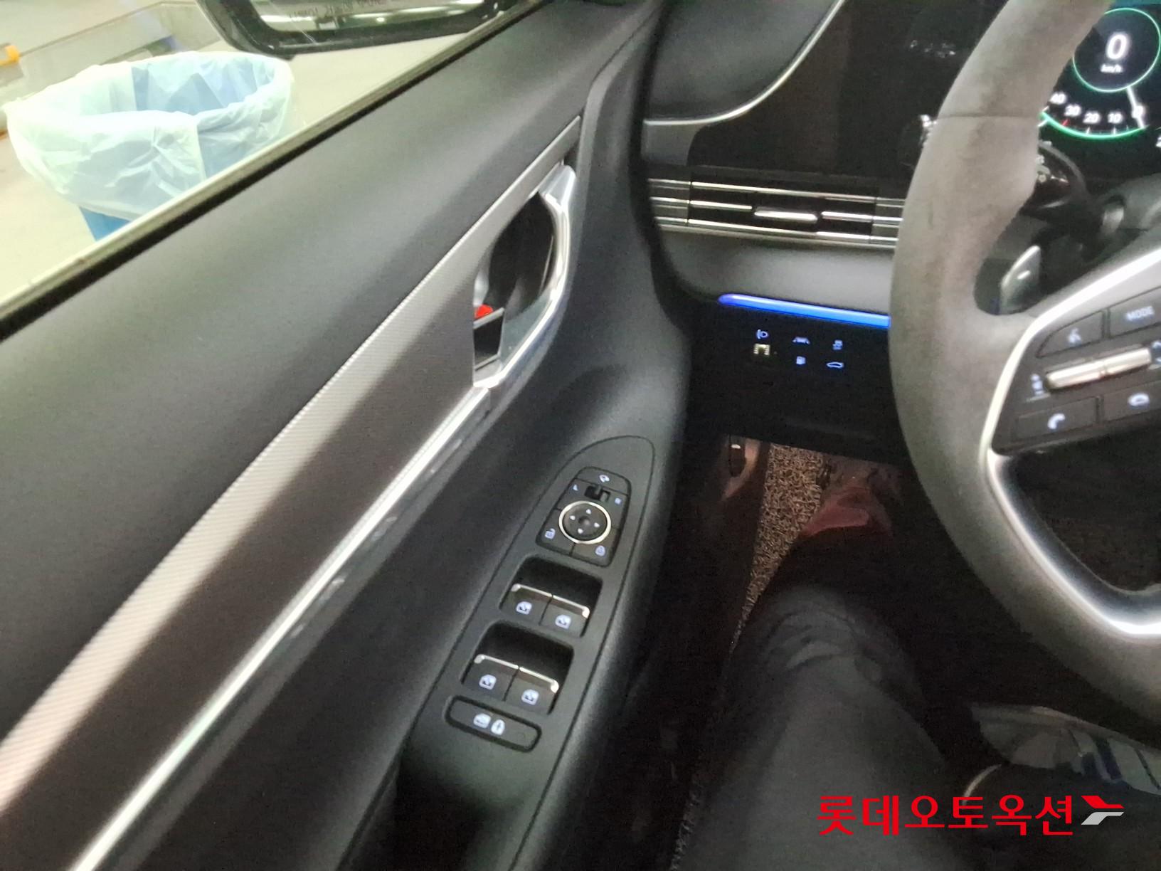 2022 - hyundai grandeur