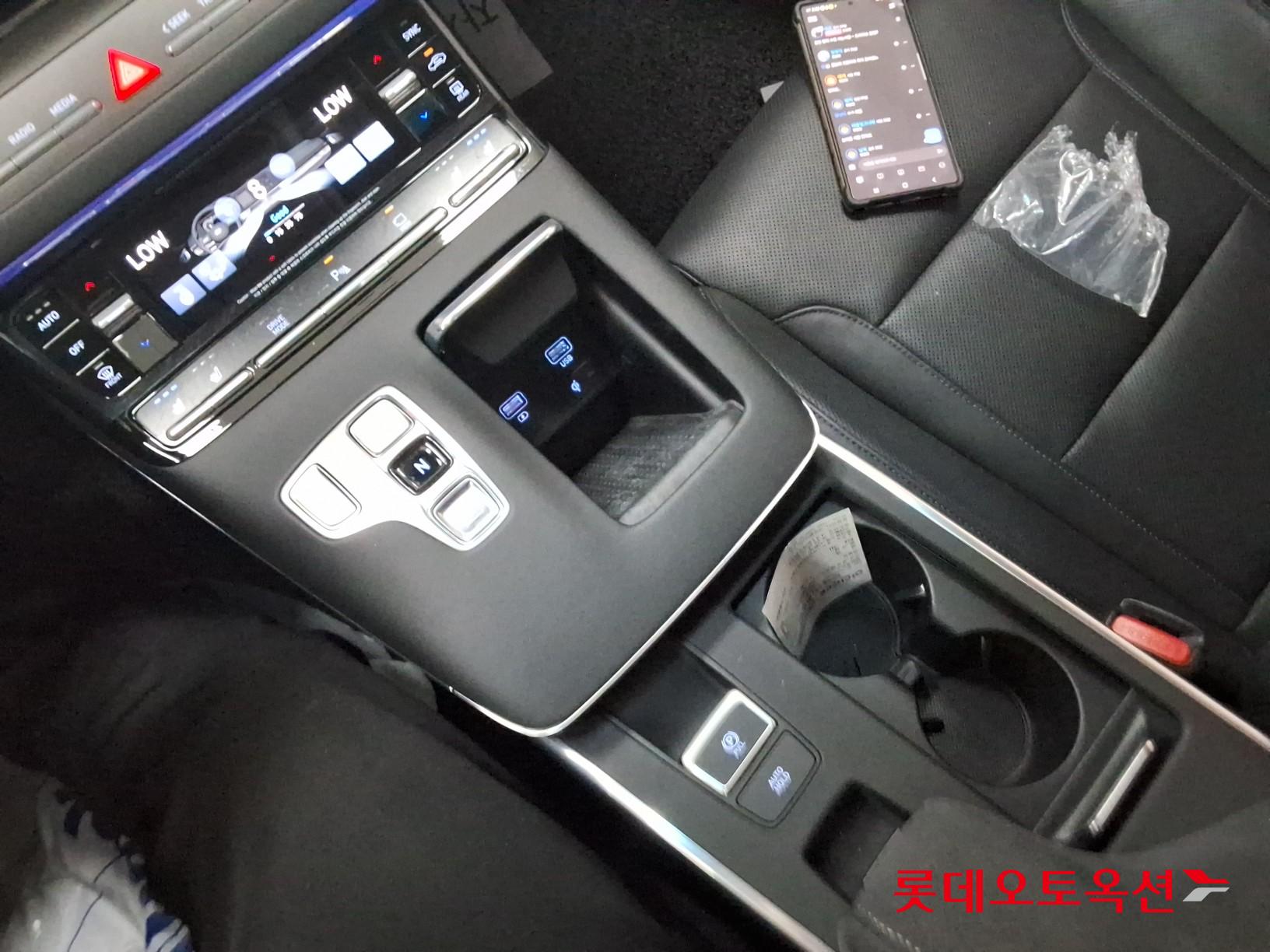 2022 - hyundai grandeur