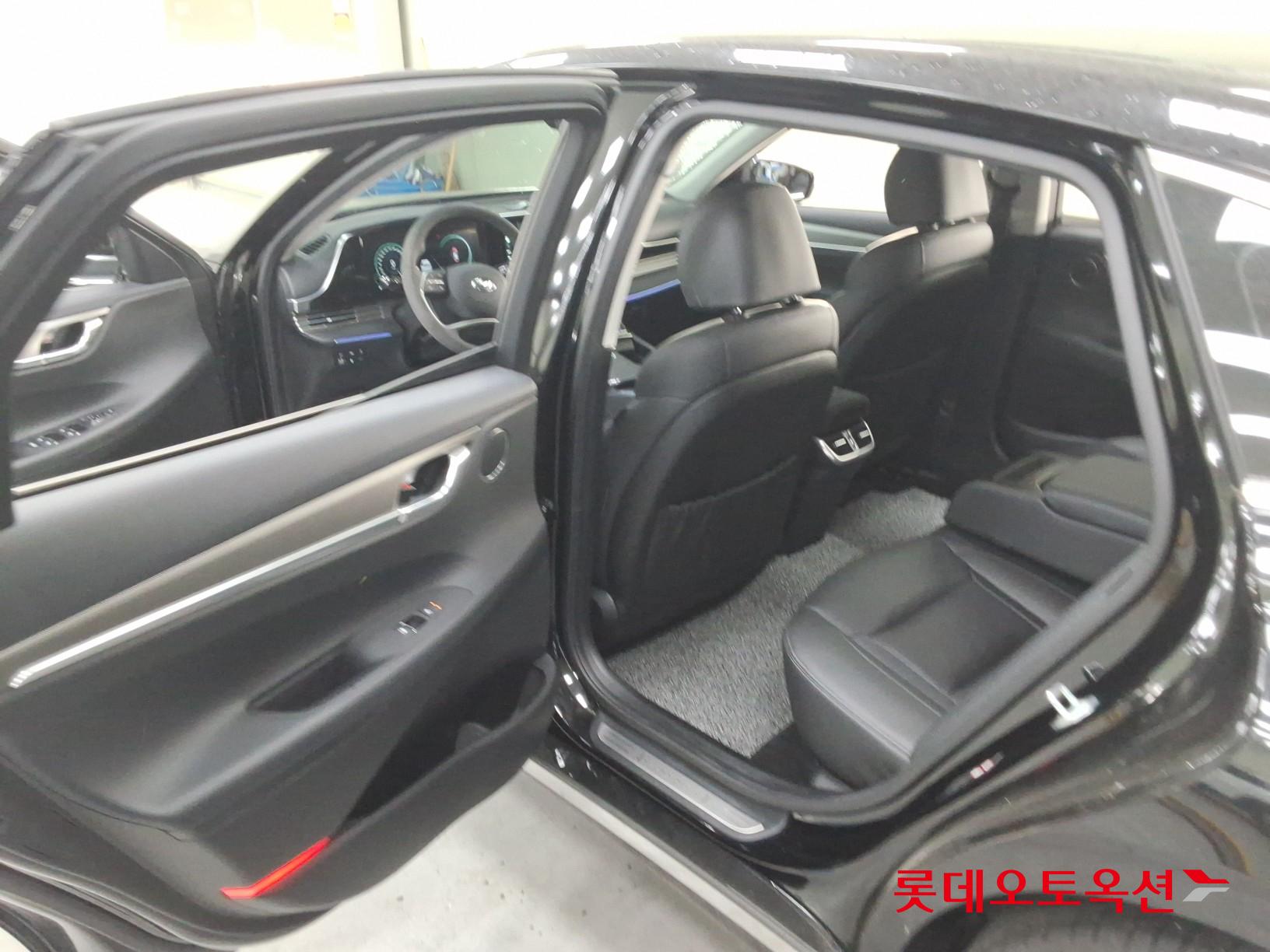 2022 - hyundai grandeur