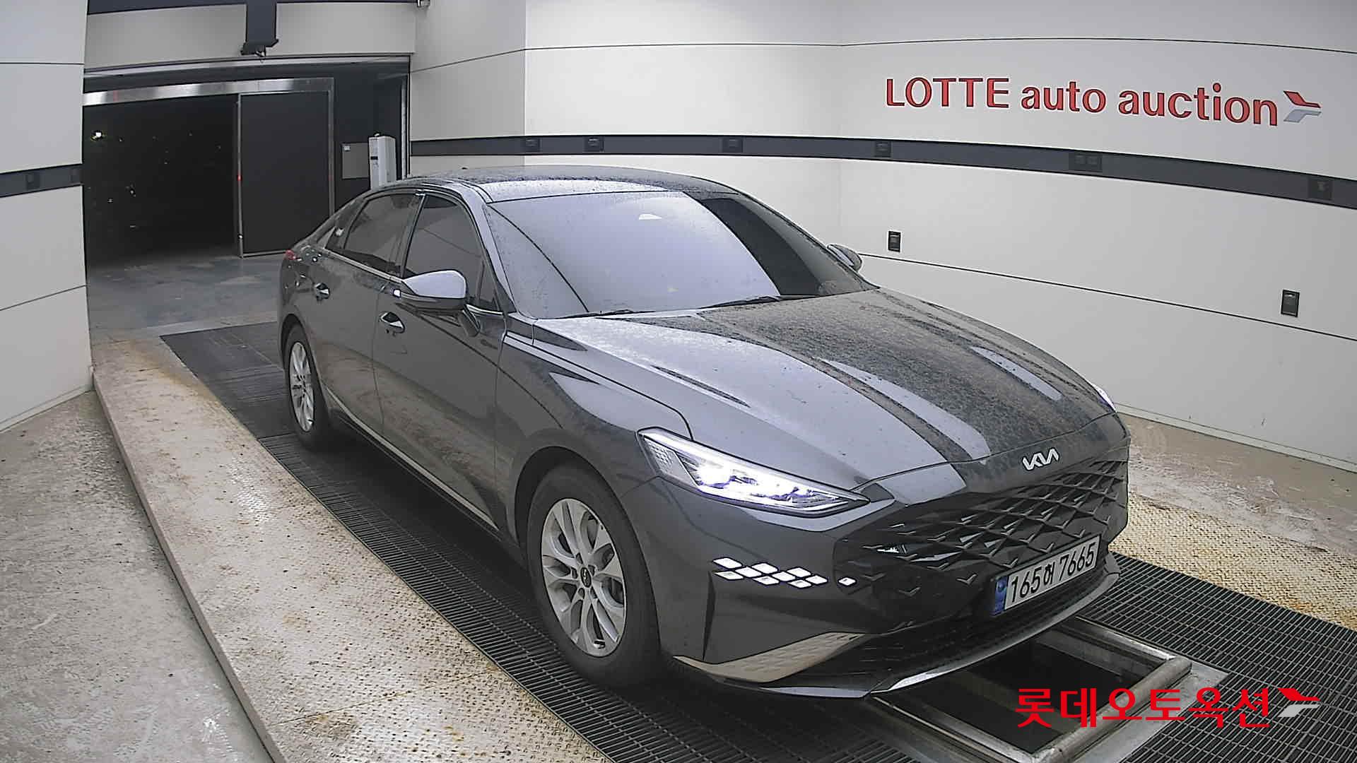 2022 - kia k8