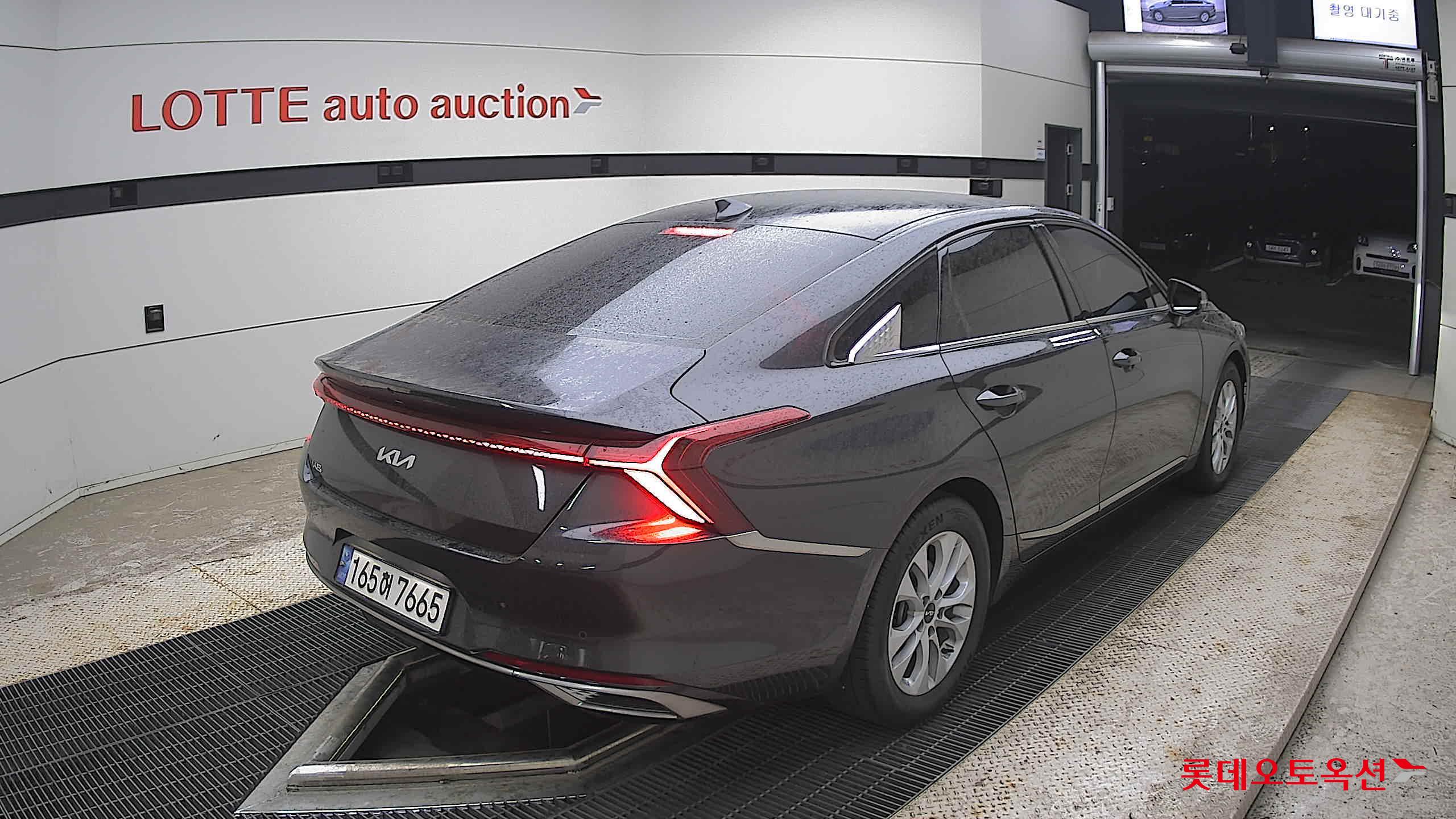 2022 - kia k8