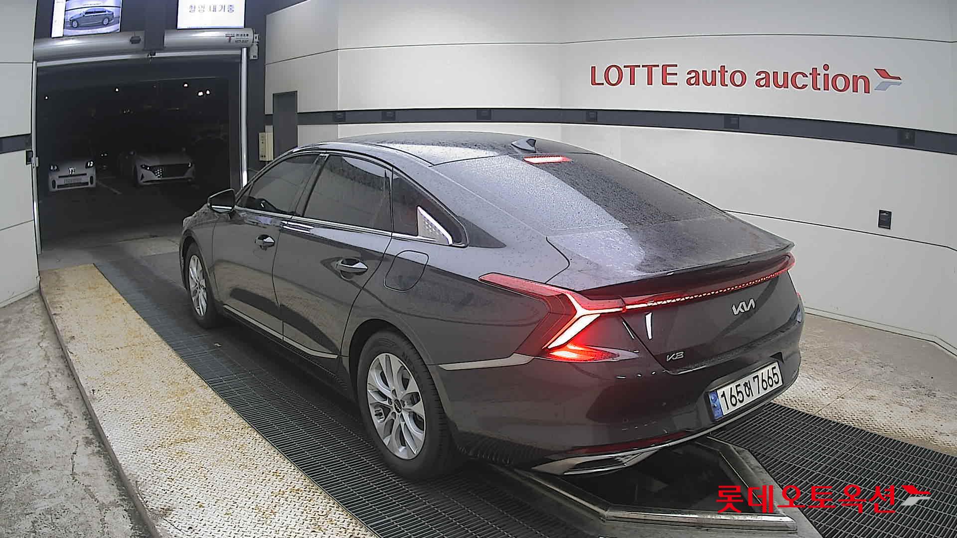 2022 - kia k8