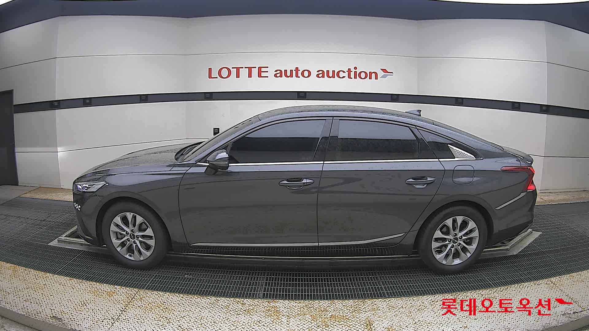 2022 - kia k8