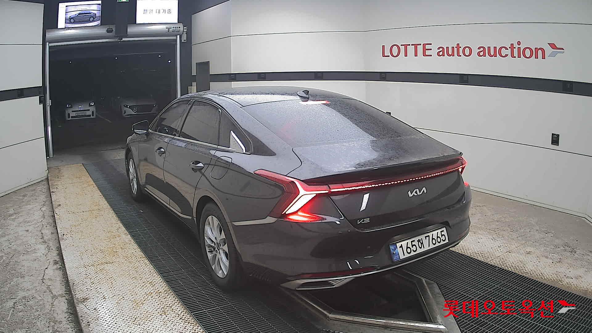 2022 - kia k8
